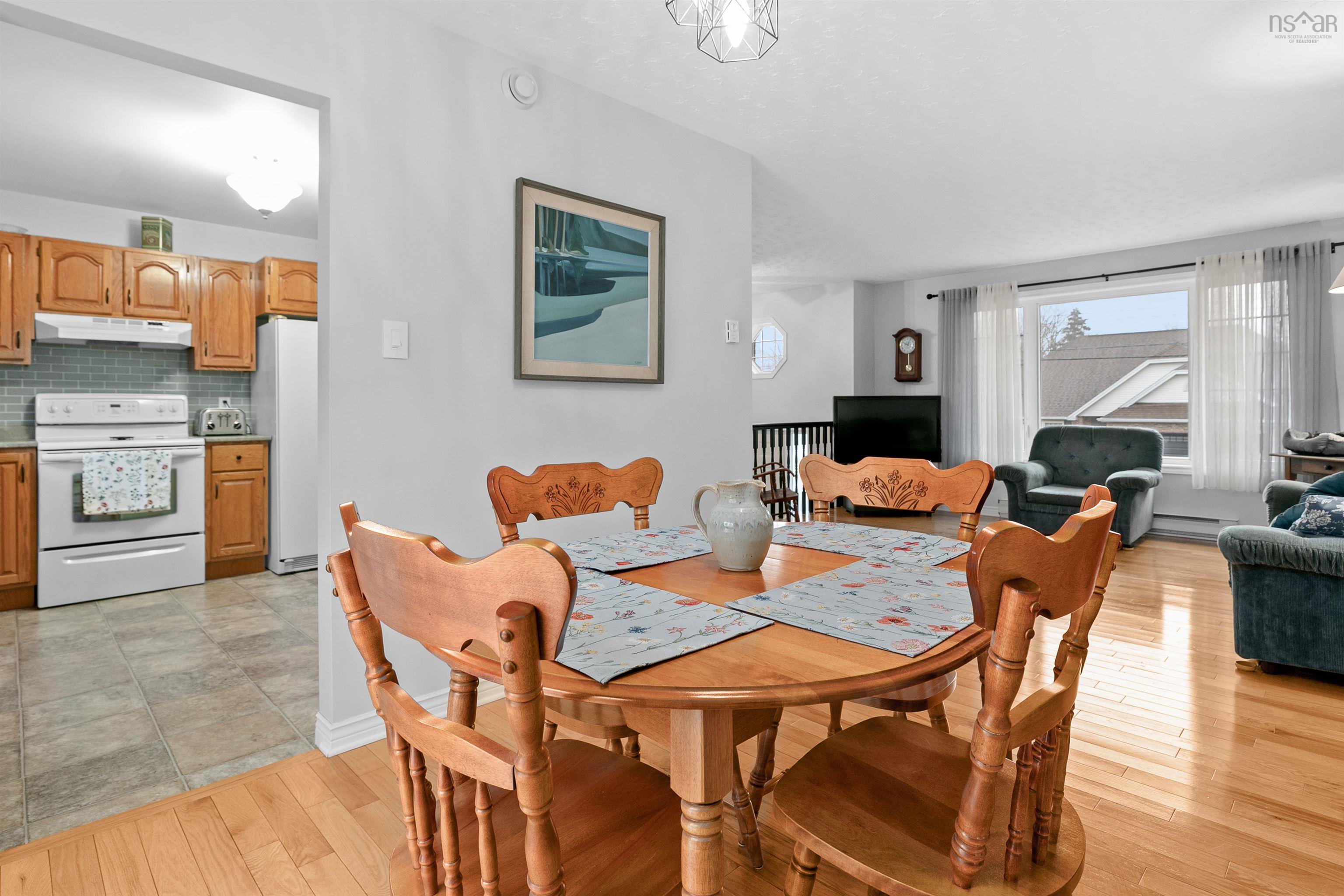 $629,900.00: 7 Rosehill Drive, Dartmouth