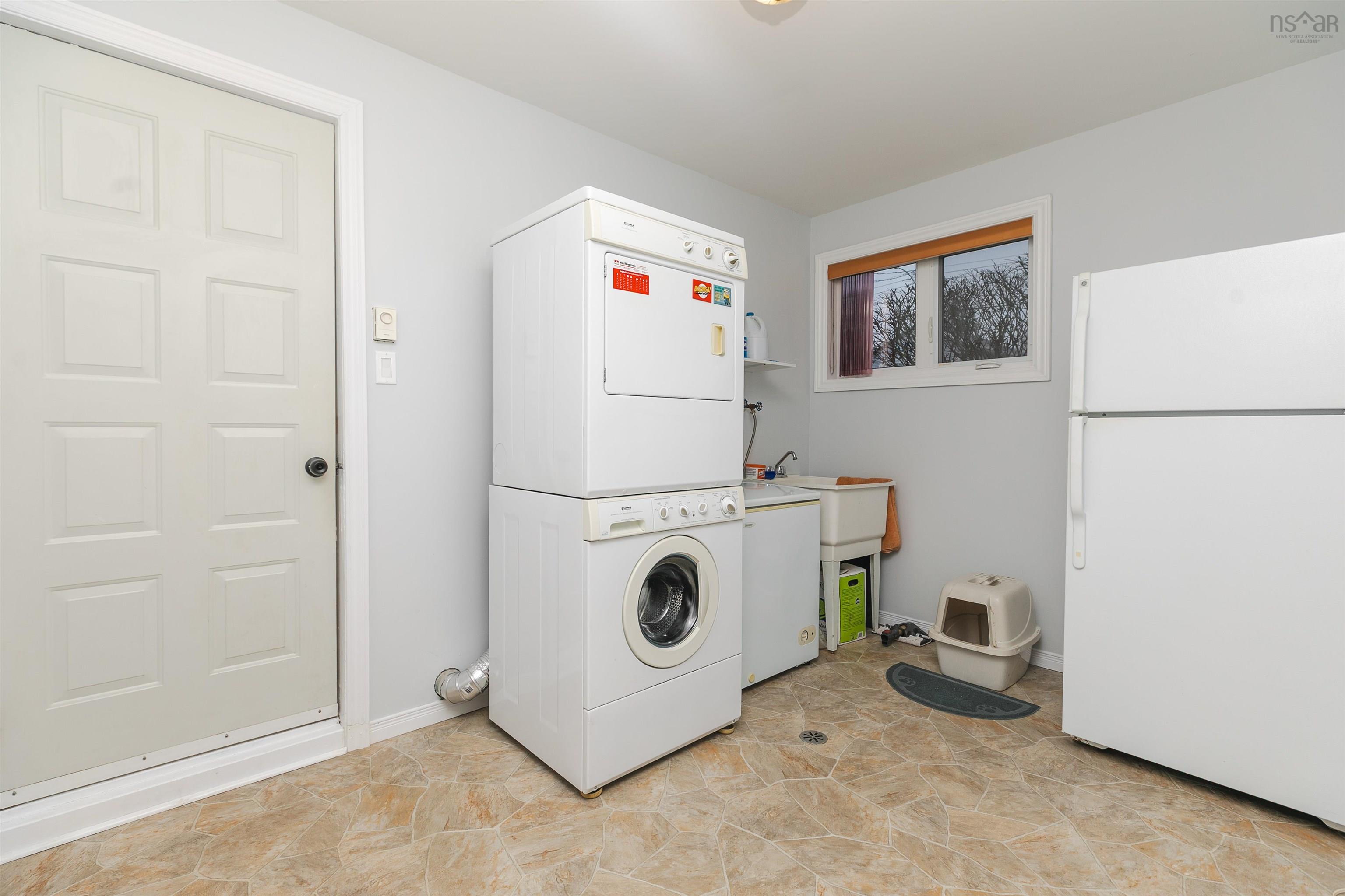 $629,900.00: 7 Rosehill Drive, Dartmouth