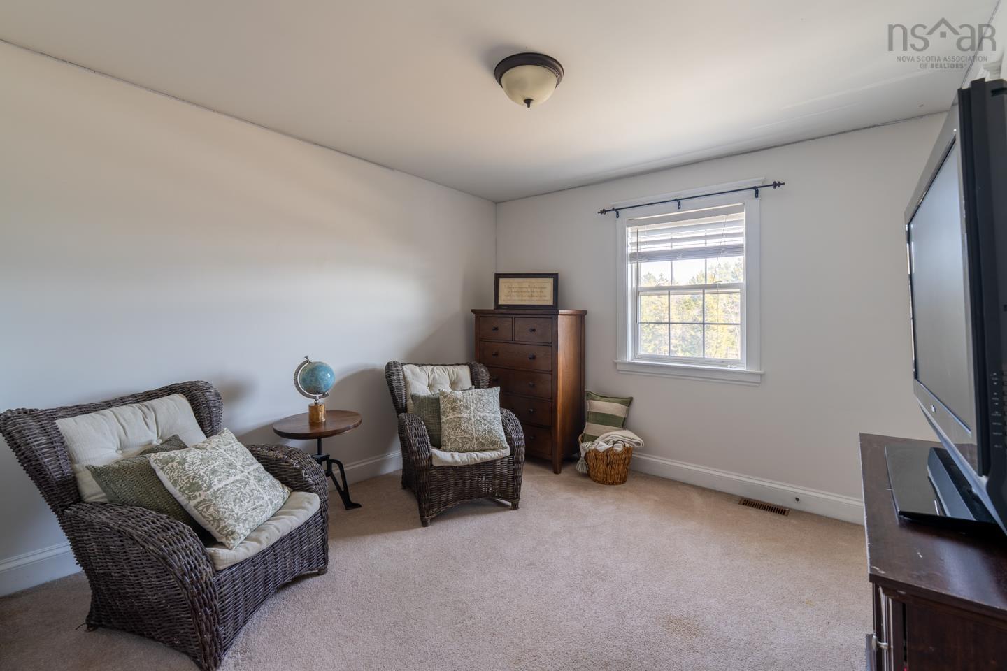 $719,900.00: 172 Henry Avenue, Fall River