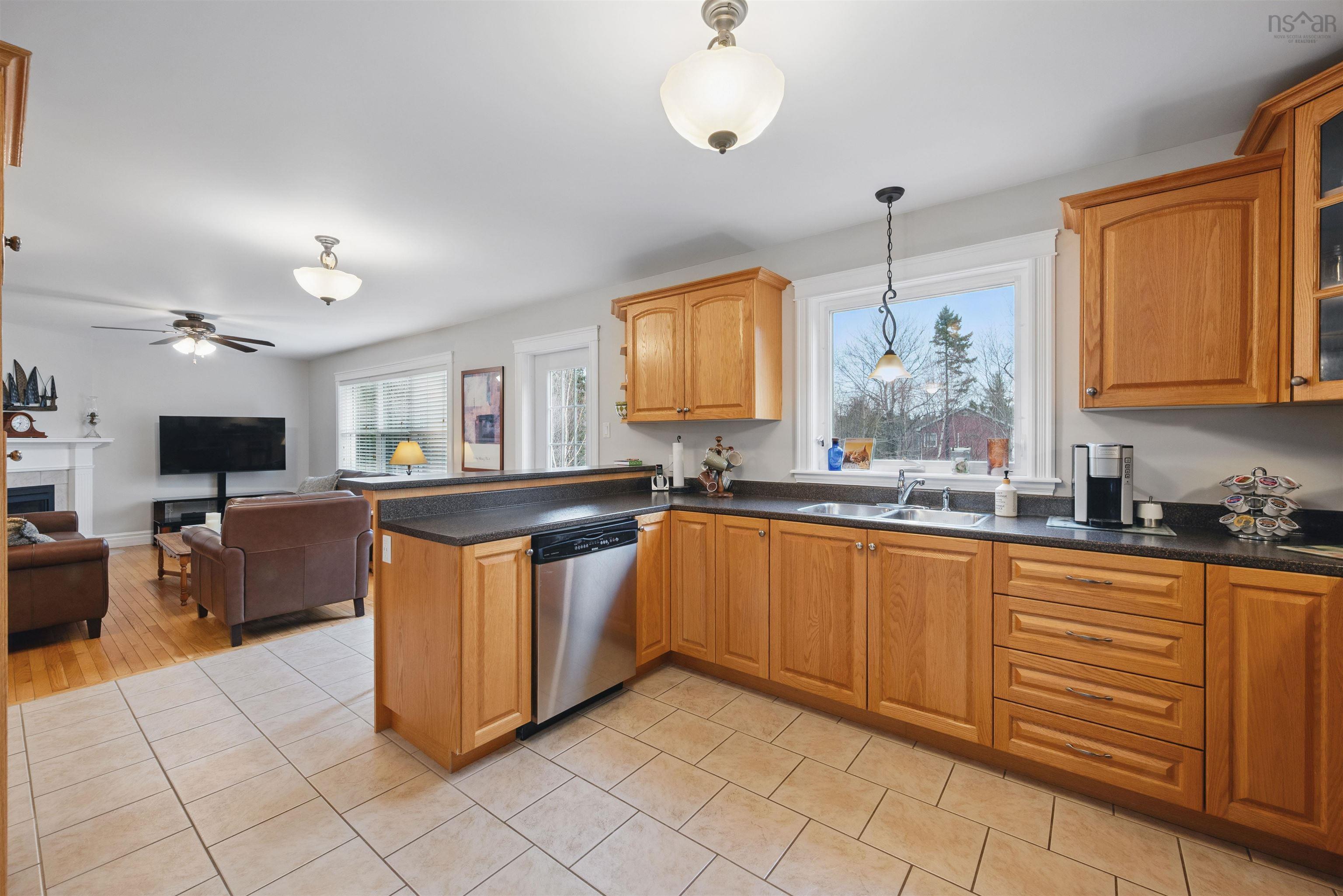 $724,900.00: 259 Philip Drive, Fall River