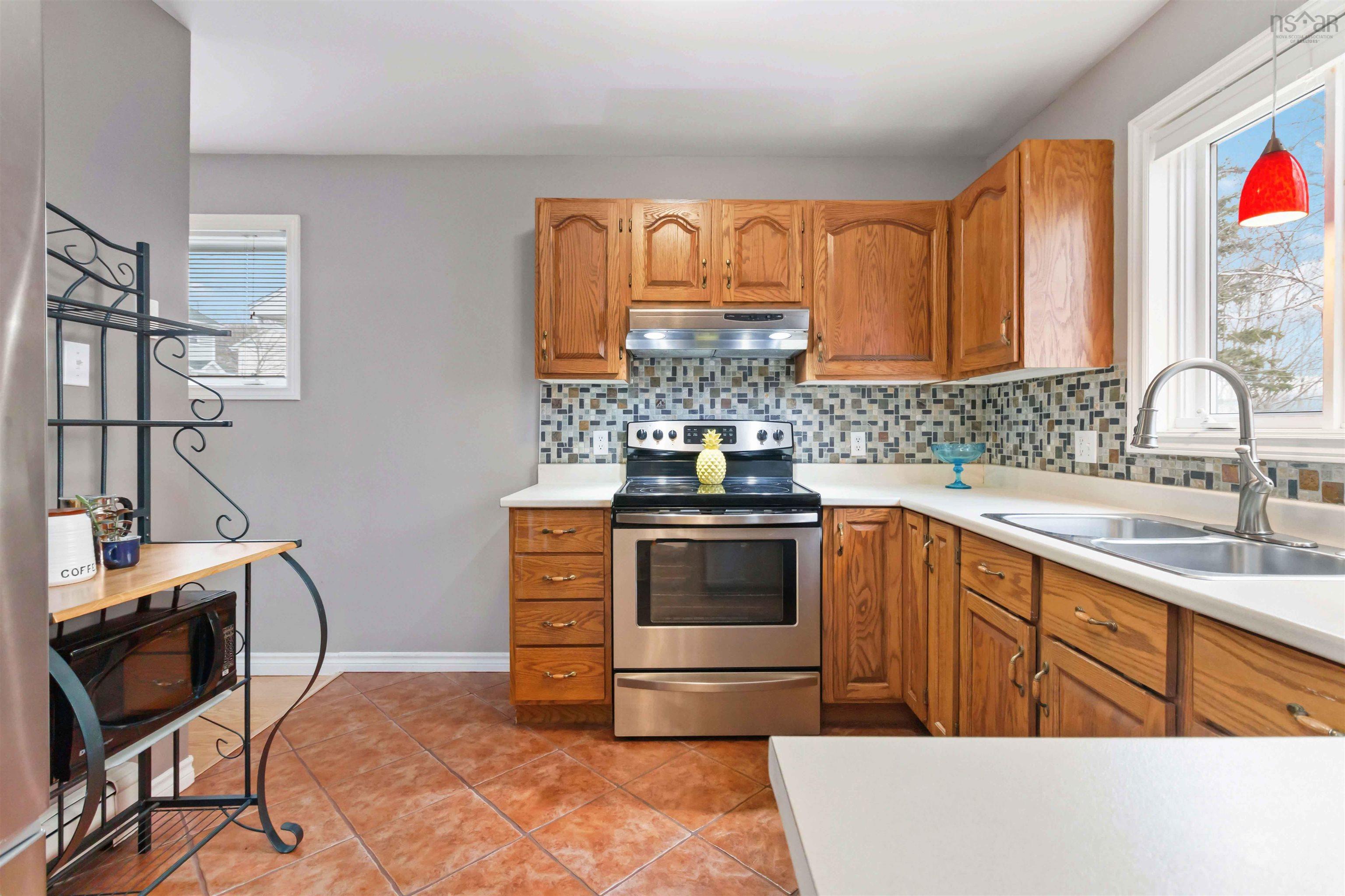 $419,000.00: 72 Serocco Crescent, Dartmouth