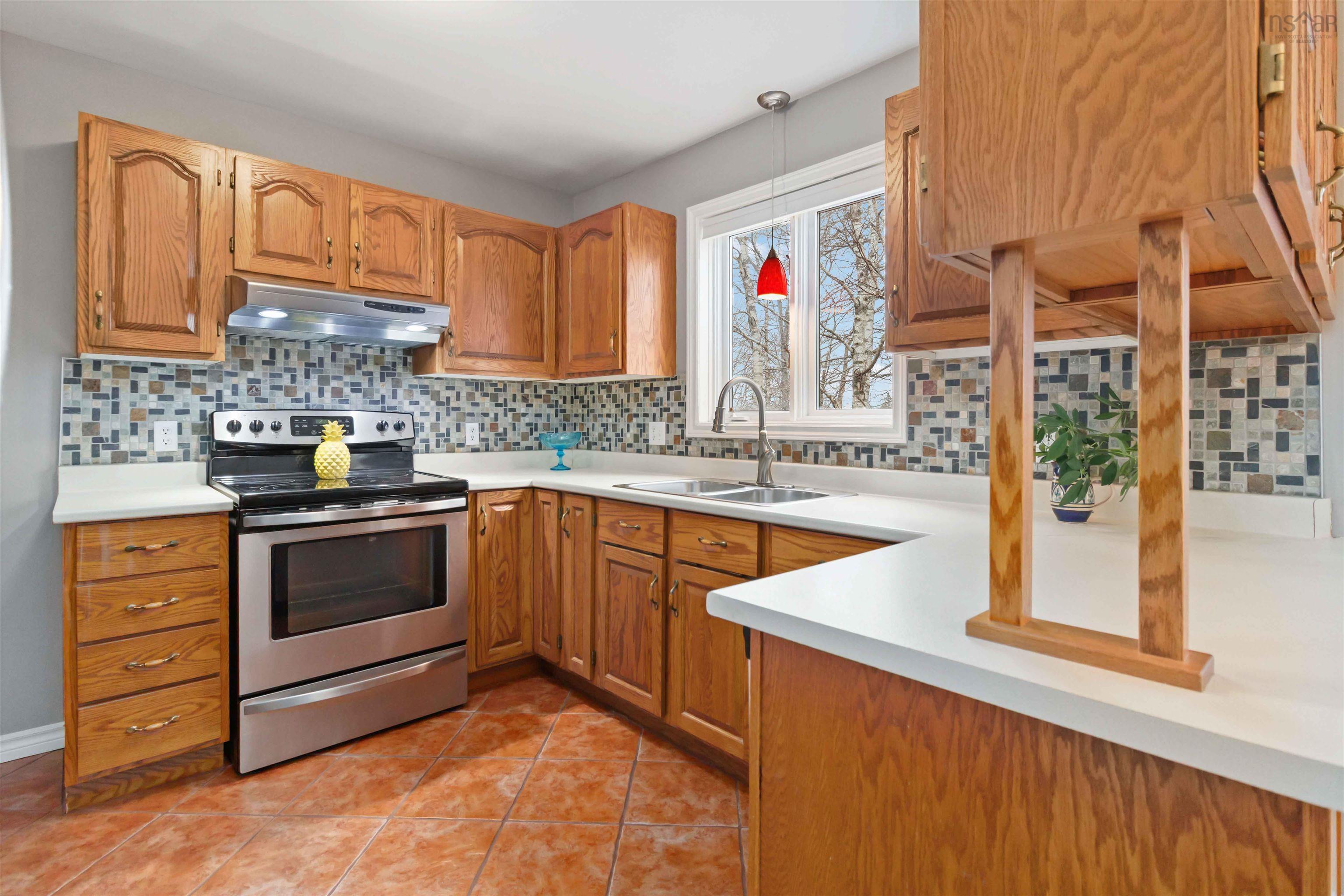 $419,000.00: 72 Serocco Crescent, Dartmouth