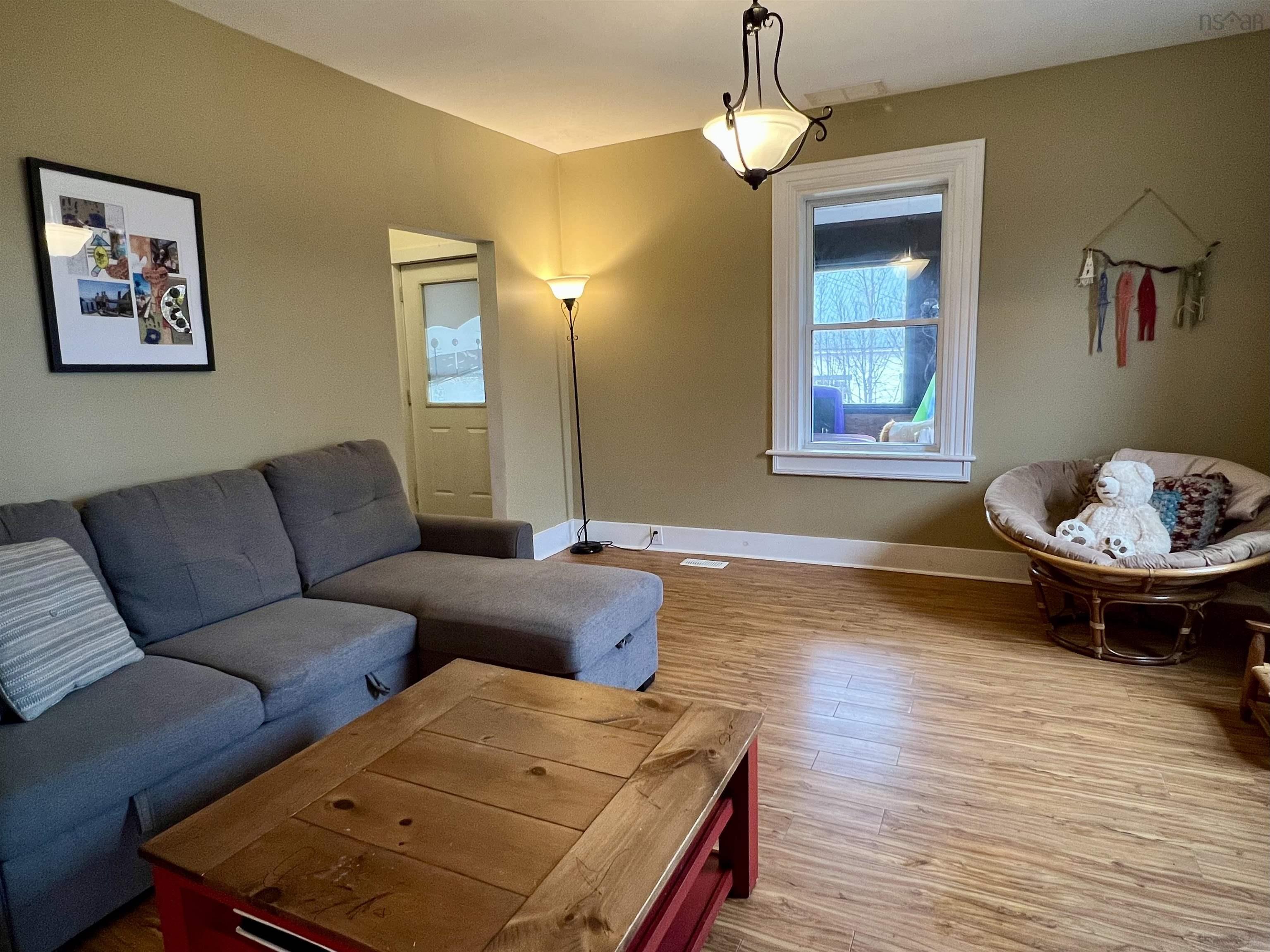 $249,000.00: 12 Station Road, Hopewell