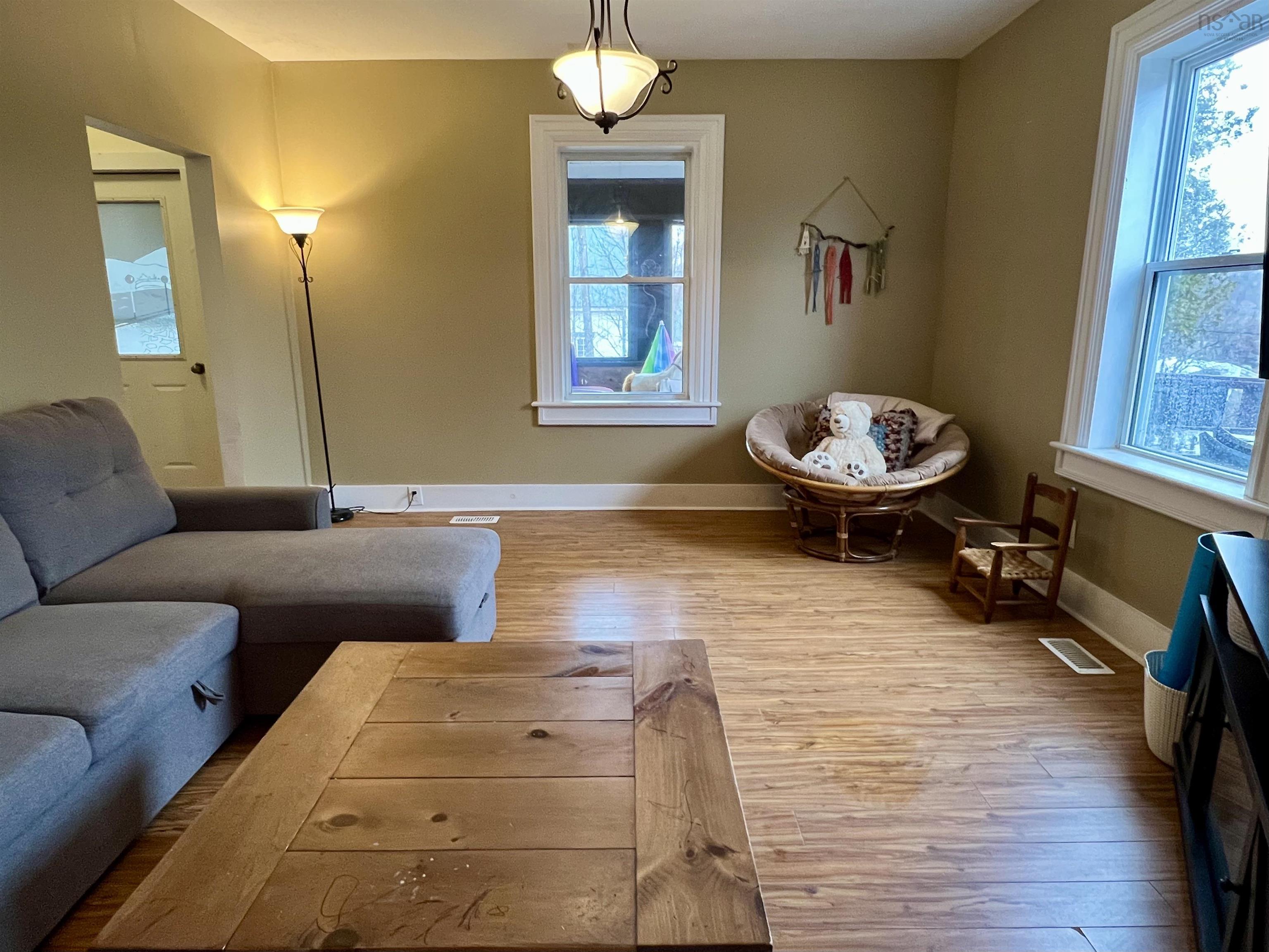 $249,000.00: 12 Station Road, Hopewell