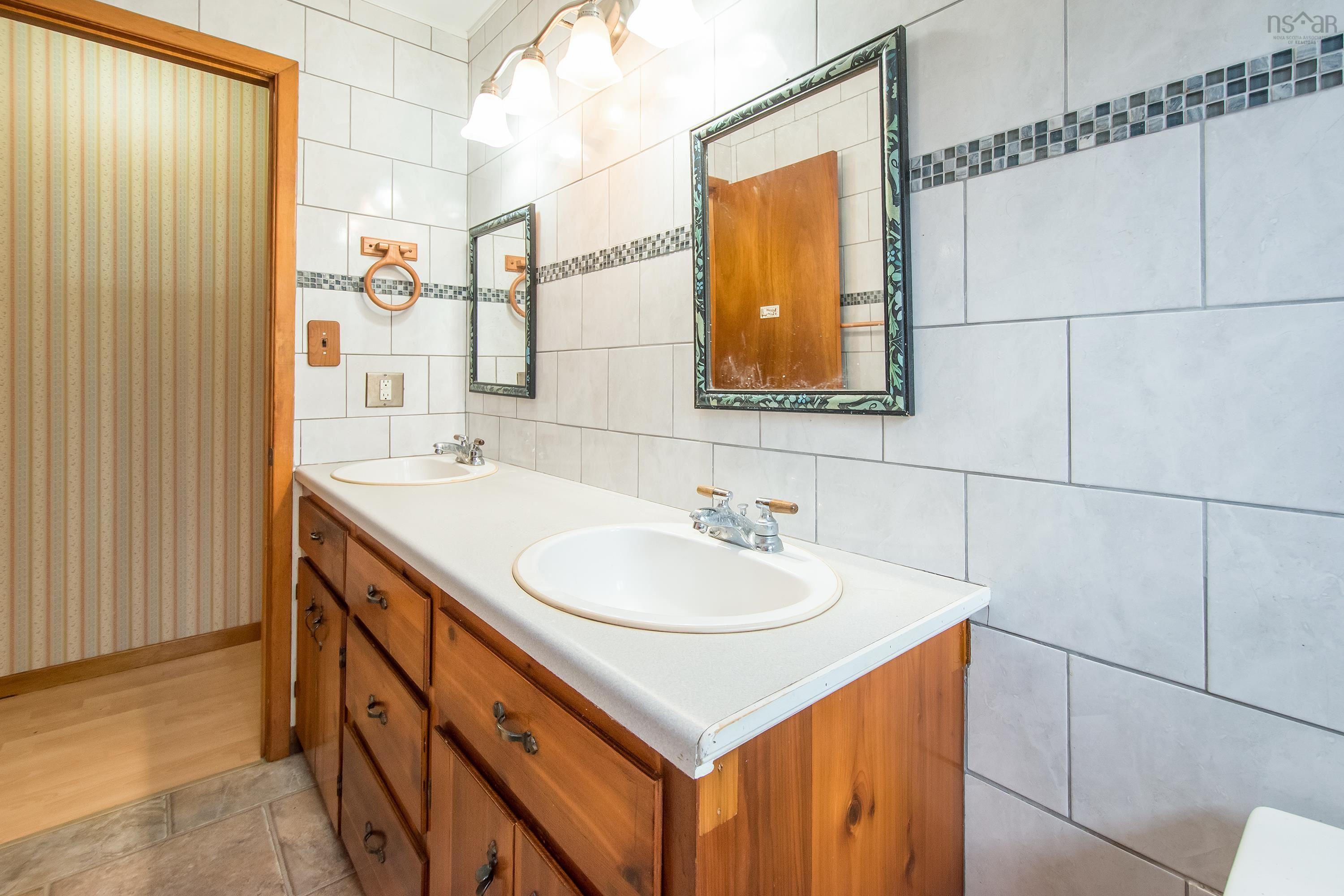 $370,000.00: 2663 Scotia Street, Coldbrook