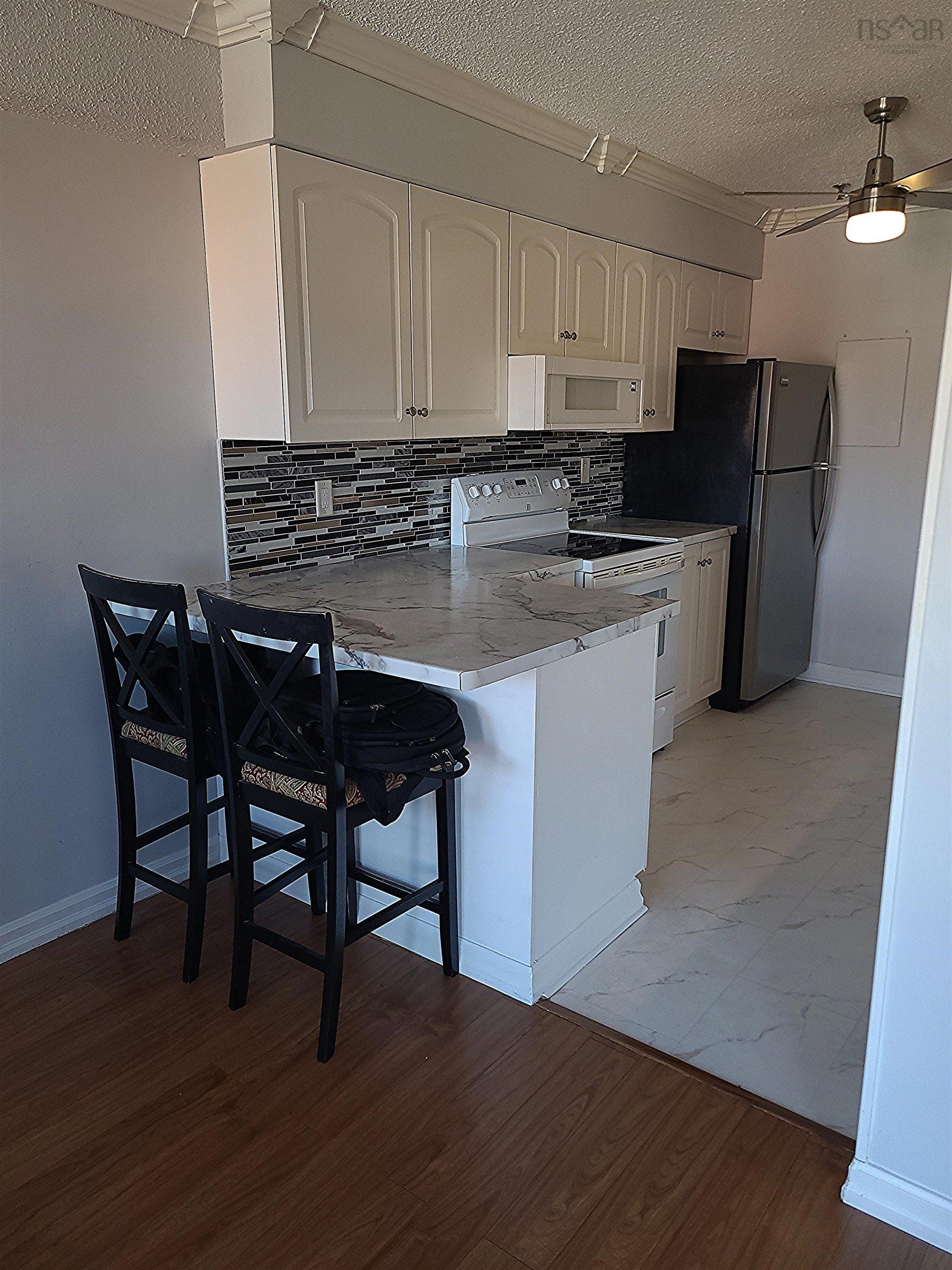 $378,000.00: 315 15 Knightsridge Drive, Halifax
