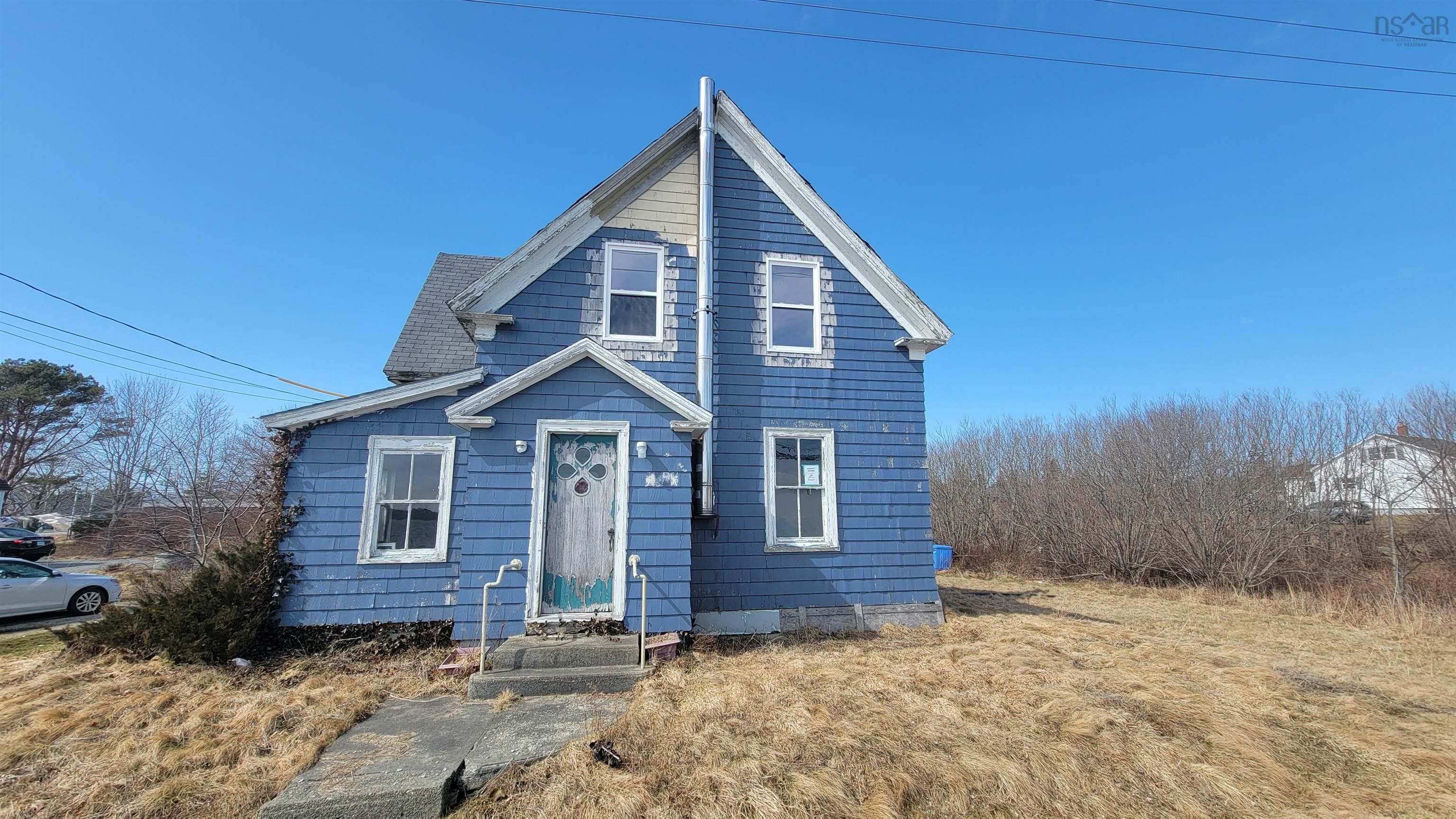 $54,900.00: 994 Highway 335, West Pubnico