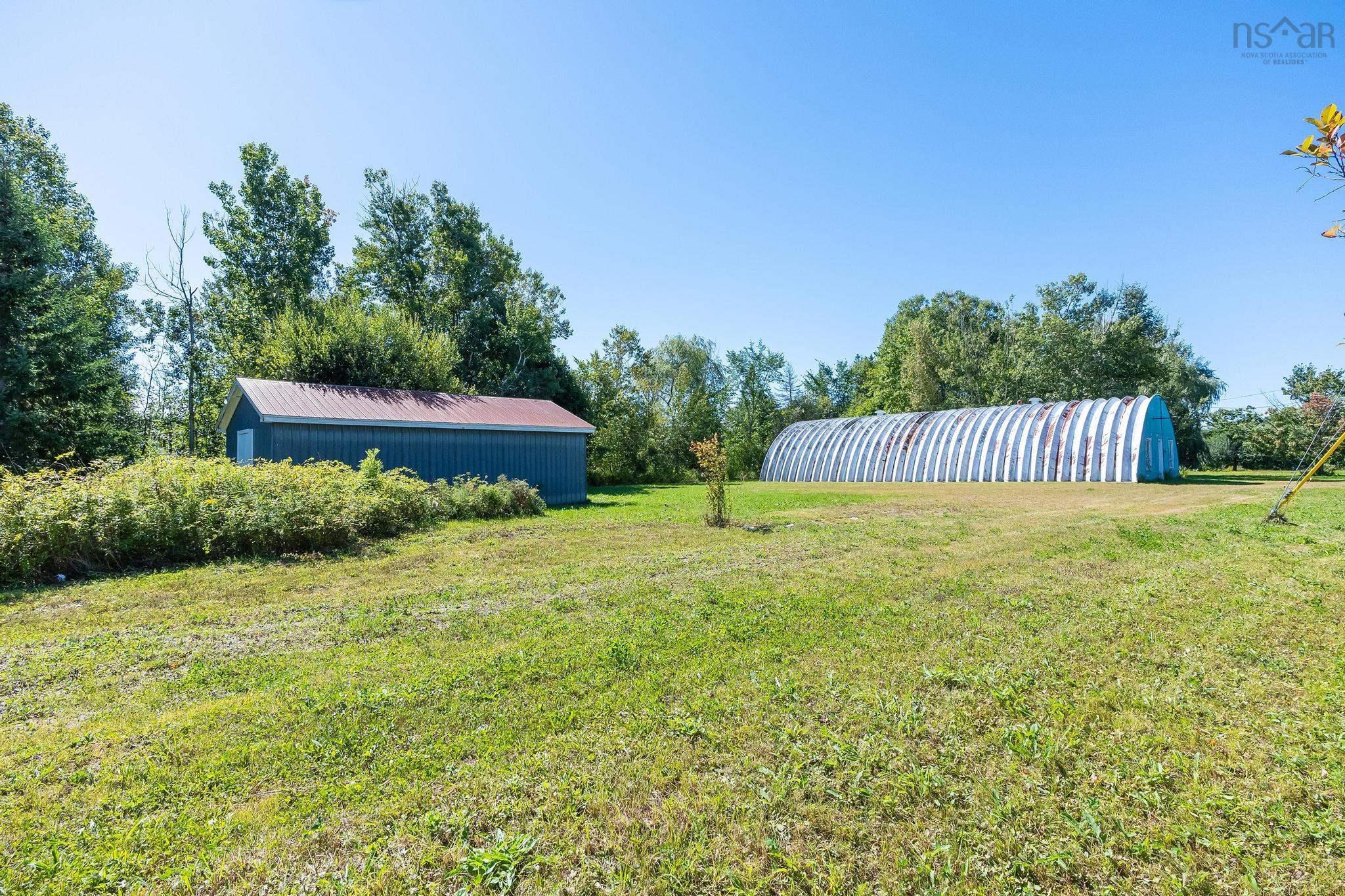 $100,000.00: 11 Middle Road, Lawrencetown