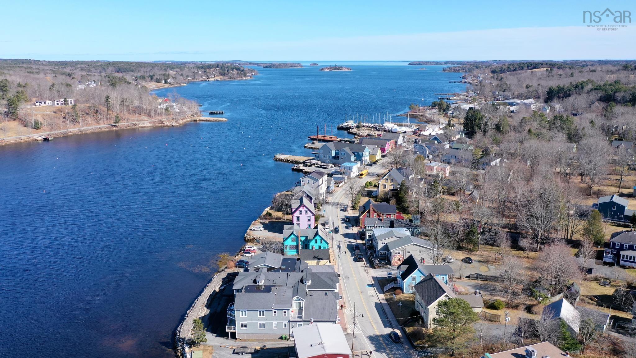 $575,000.00: 102 575 Main Street, Mahone Bay