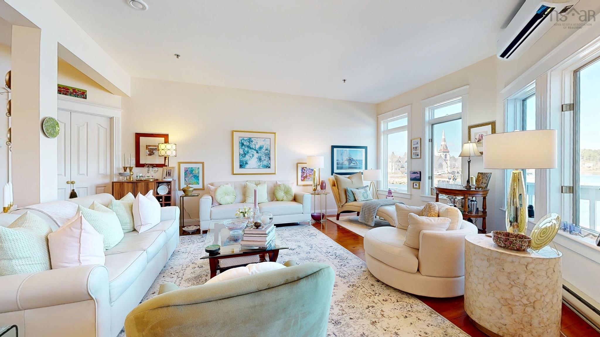 $575,000.00: 102 575 Main Street, Mahone Bay