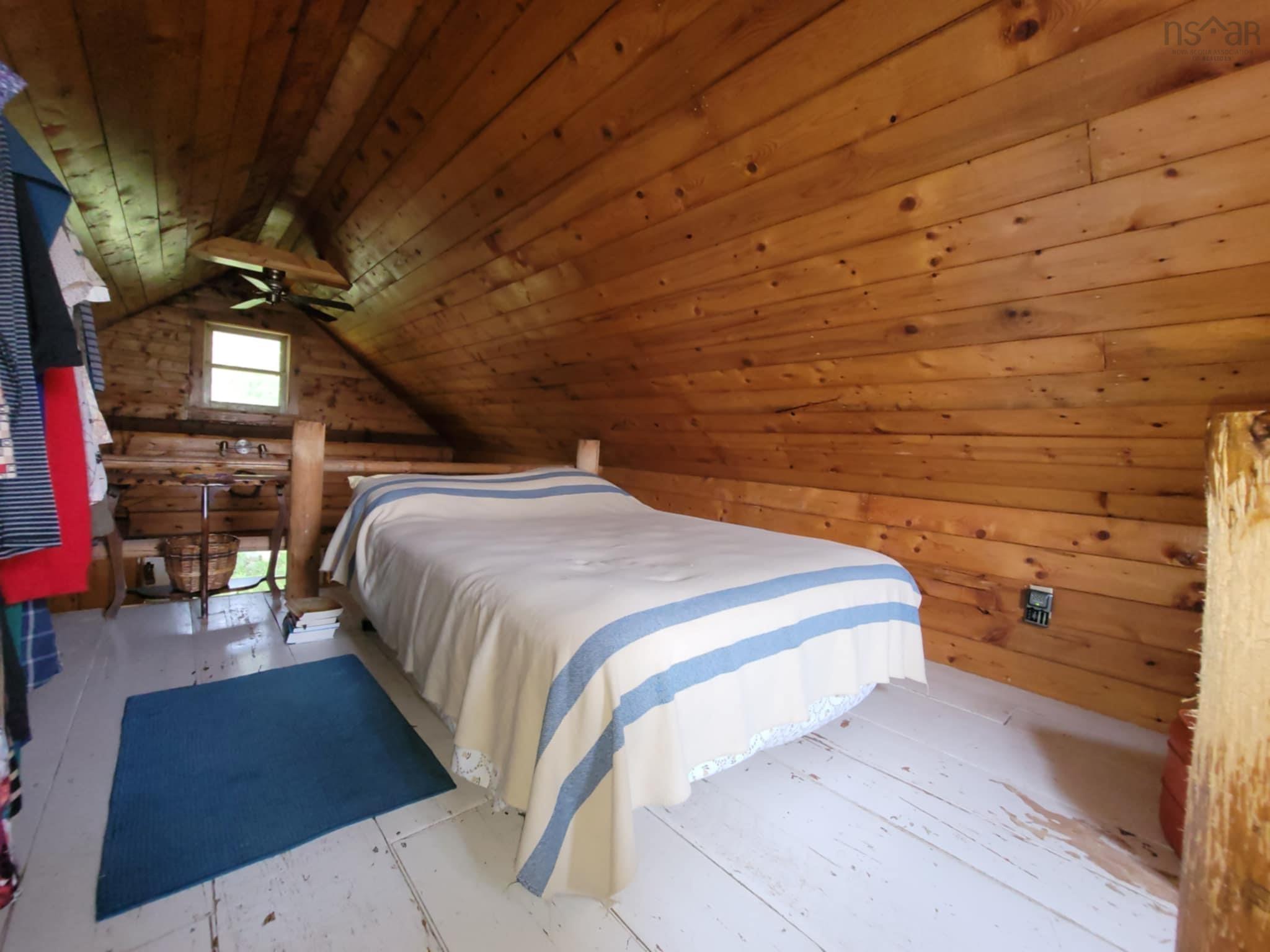 $199,900.00: 863 326 Highway, Earltown