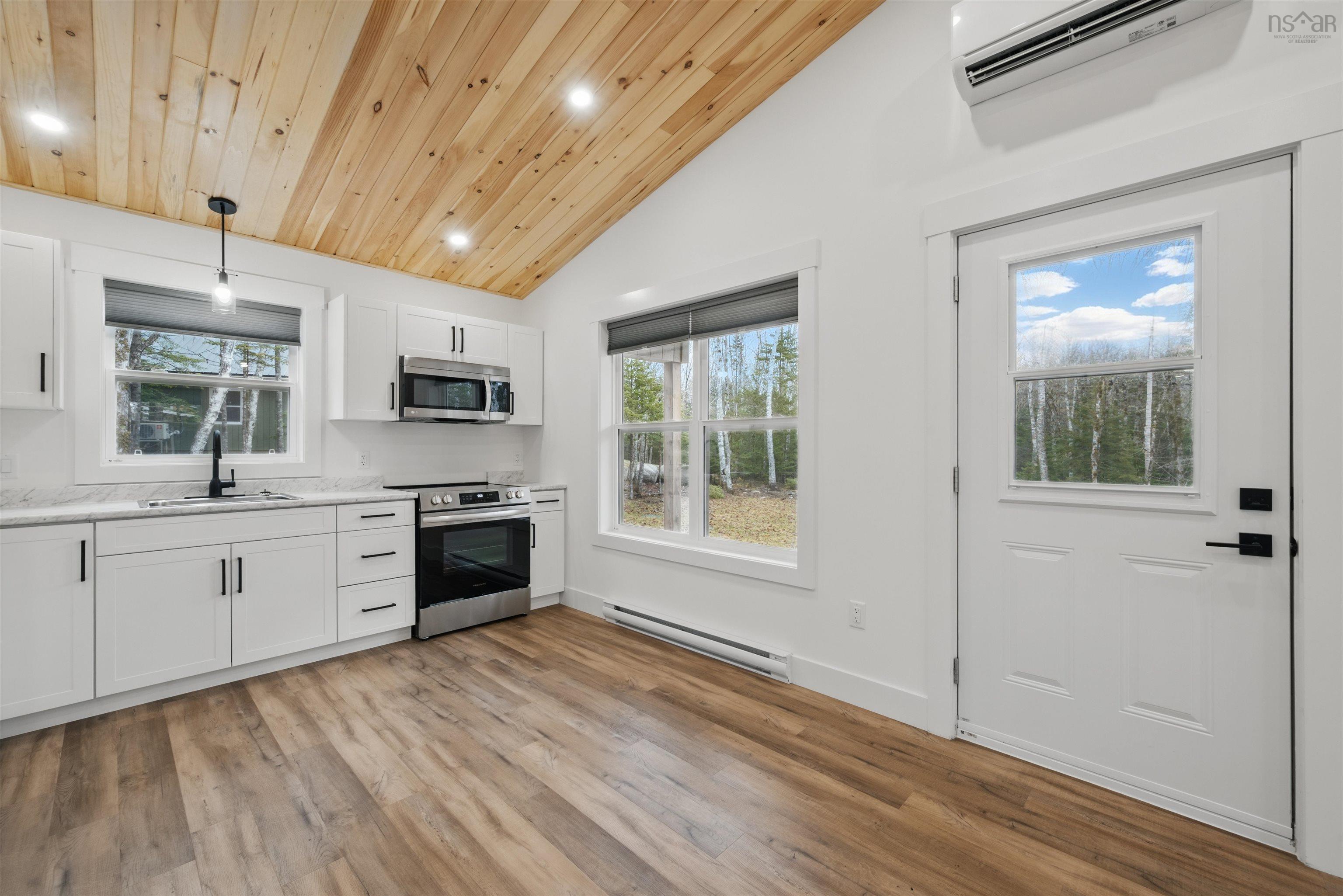 $379,500.00: 117 192 Resort Road, Vaughan