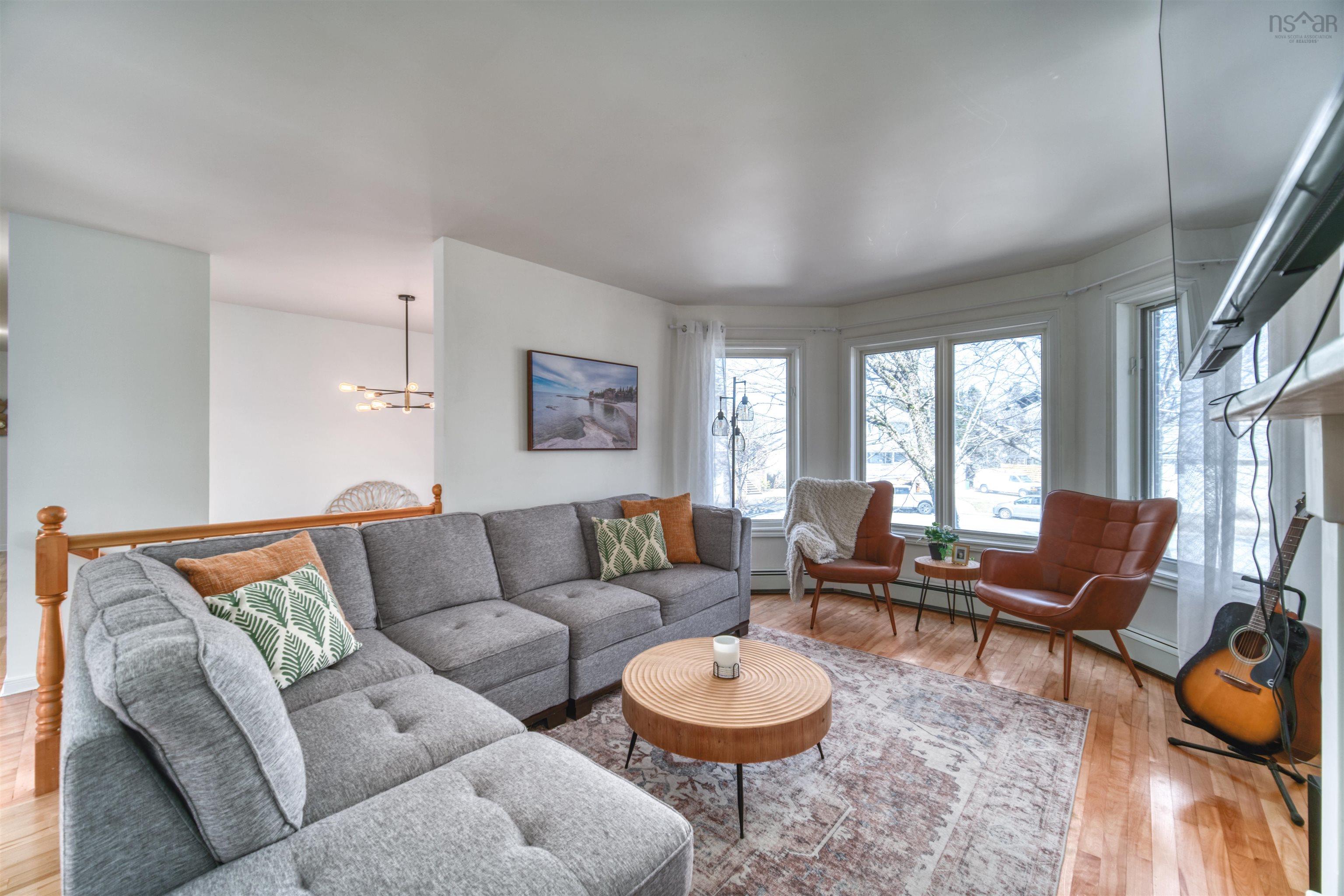 $689,900.00: 16 Keystone Court, Halifax