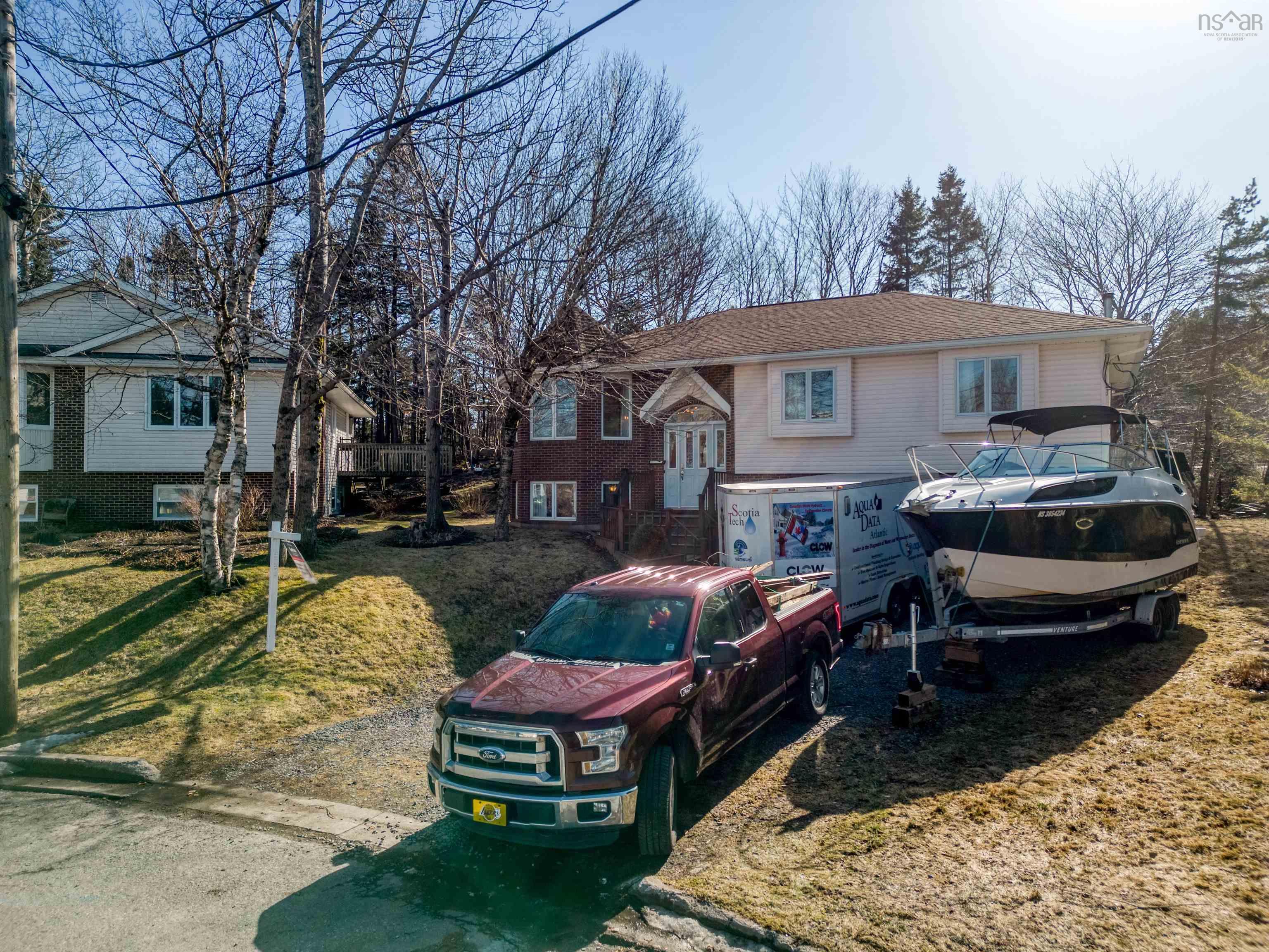 $689,900.00: 16 Keystone Court, Halifax