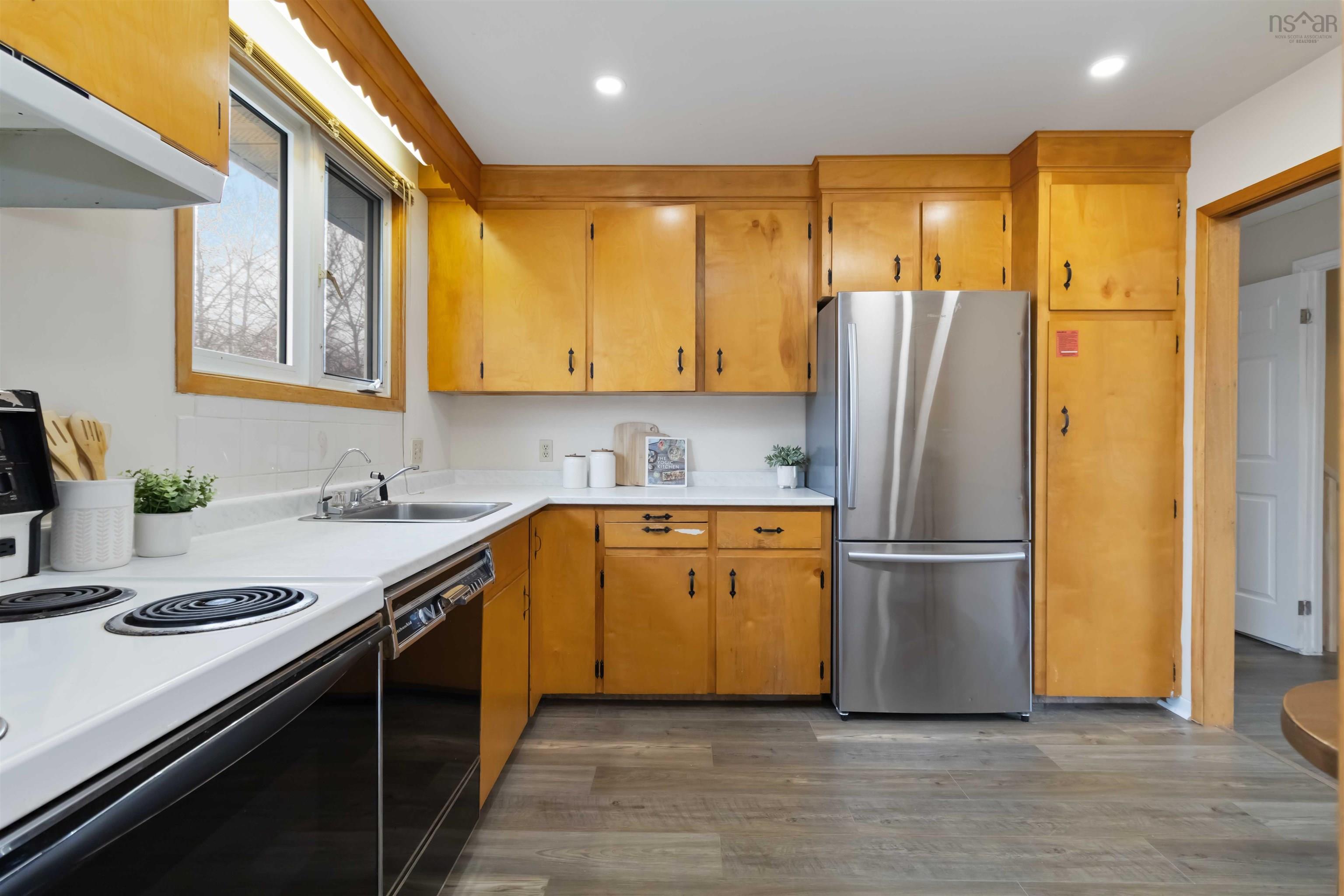 $550,000.00: 10 Delmac Court, Dartmouth