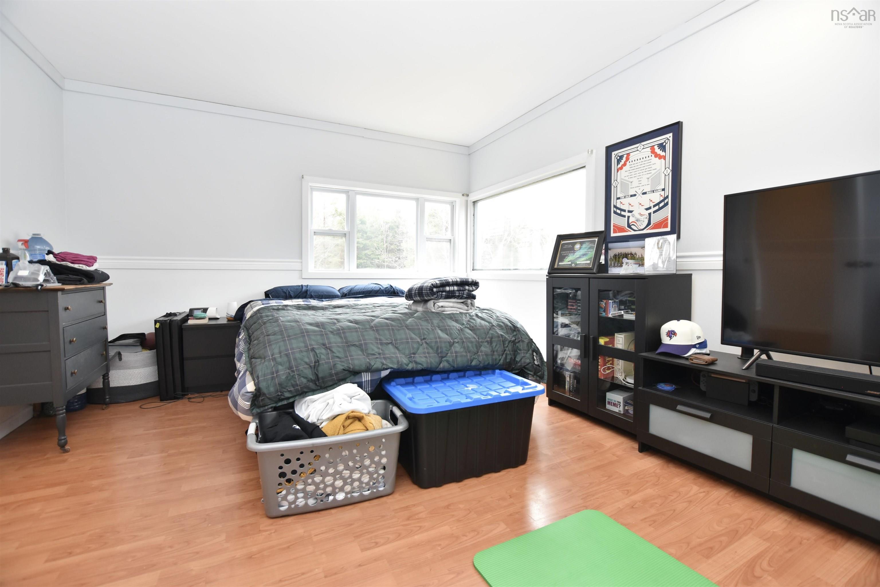 $629,900.00: 43 Ross Road, Dartmouth