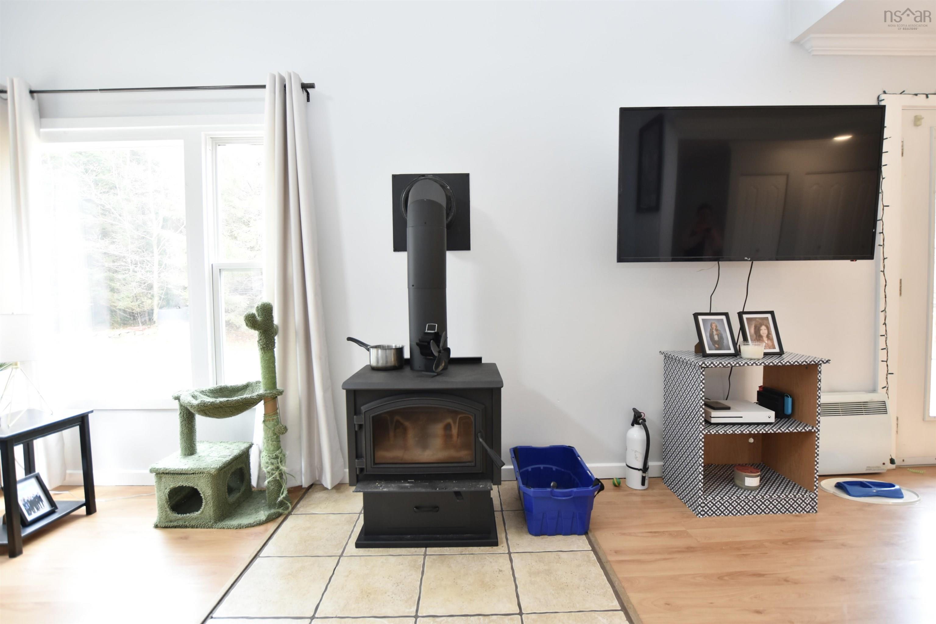 $629,900.00: 43 Ross Road, Dartmouth