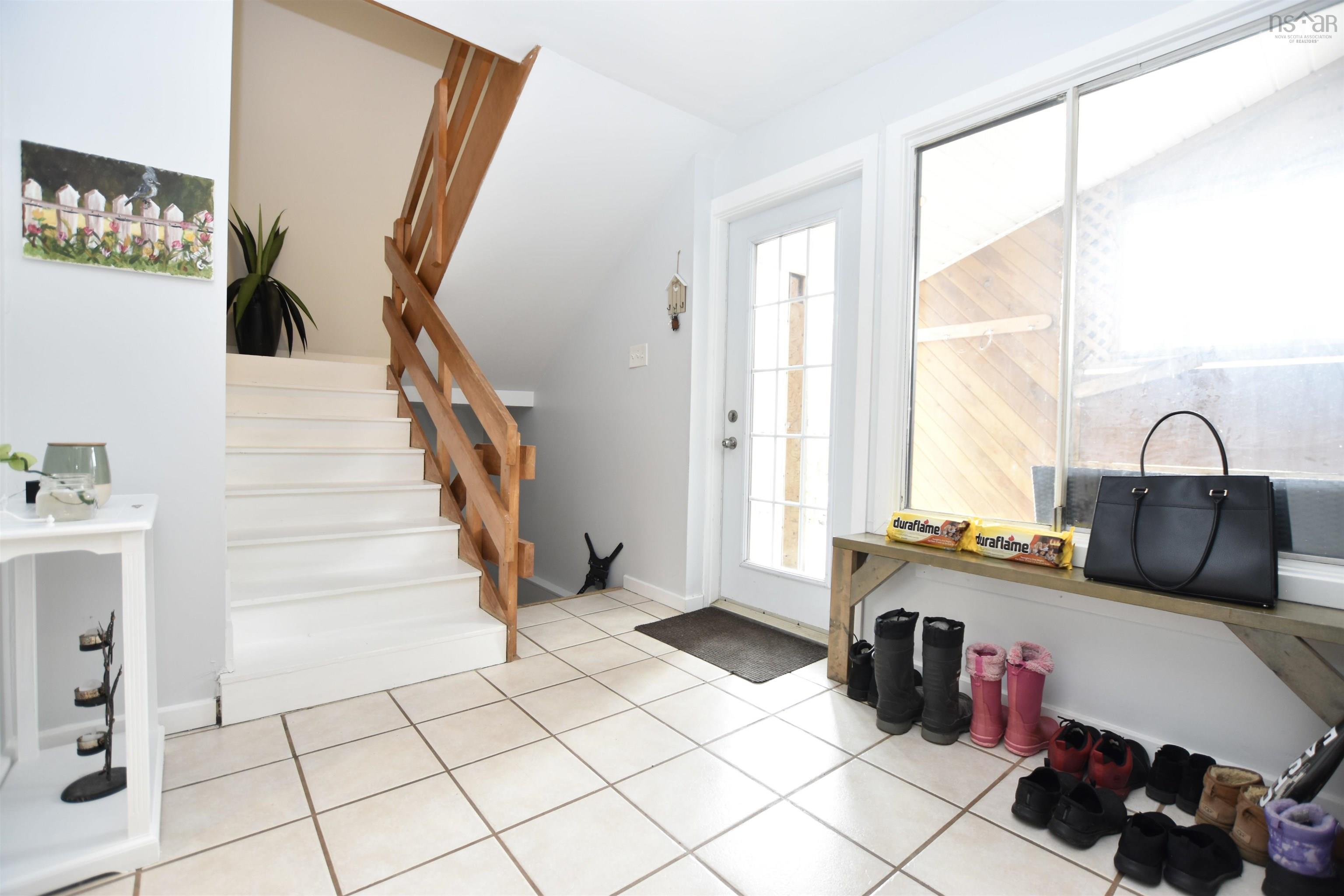 $629,900.00: 43 Ross Road, Dartmouth