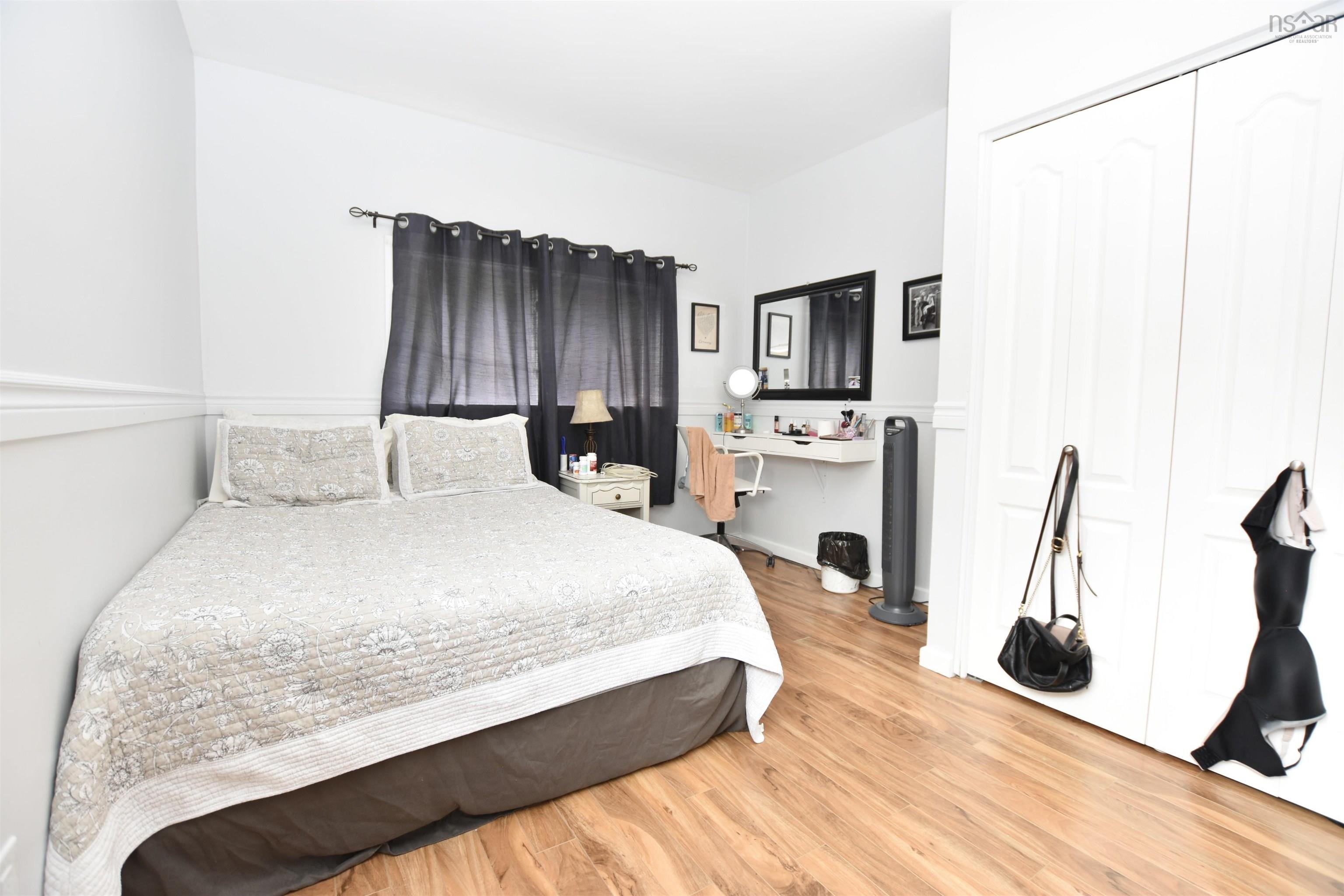 $629,900.00: 43 Ross Road, Dartmouth