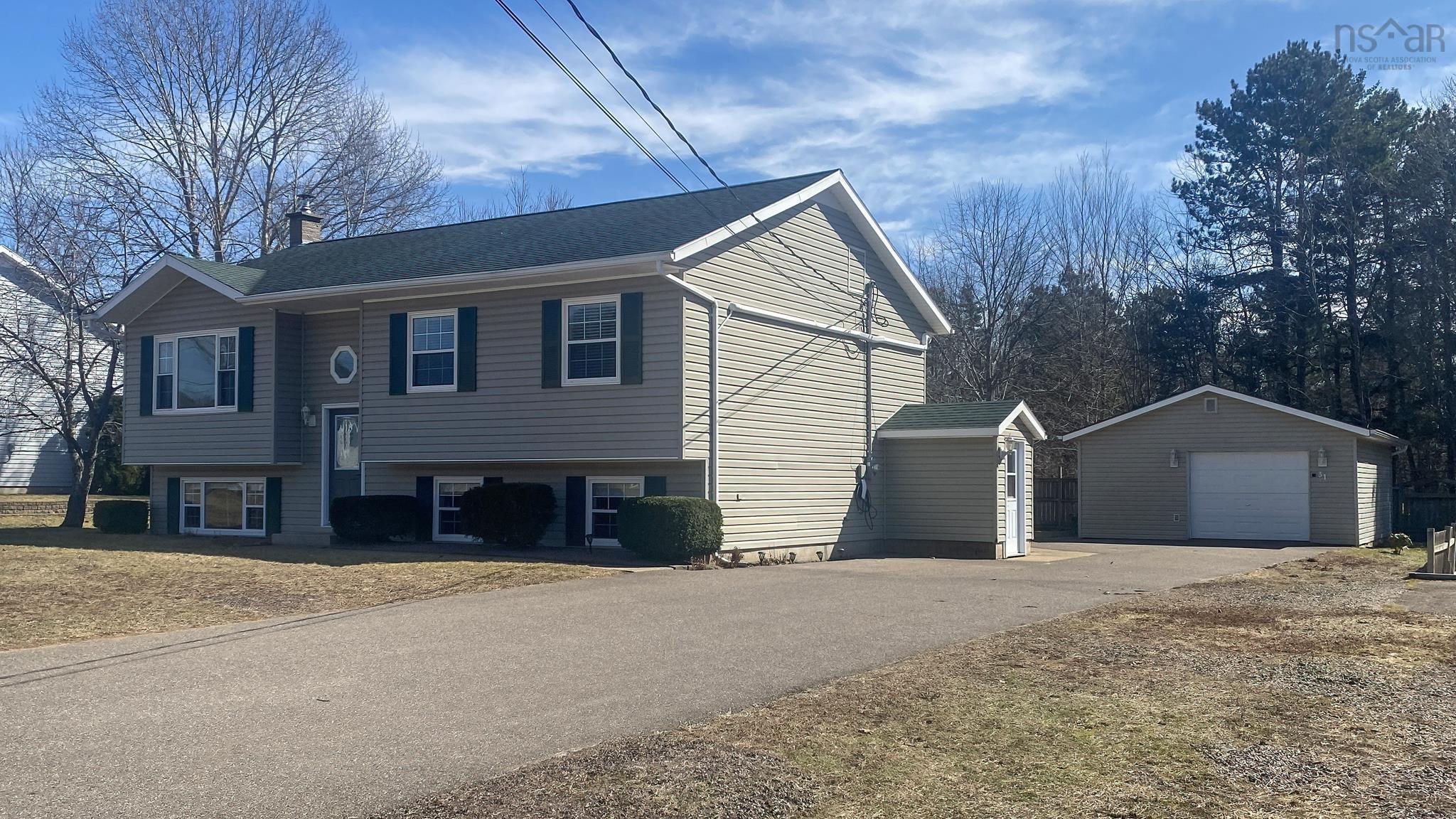 $535,000.00: 31 Brittany Avenue, Greenwood