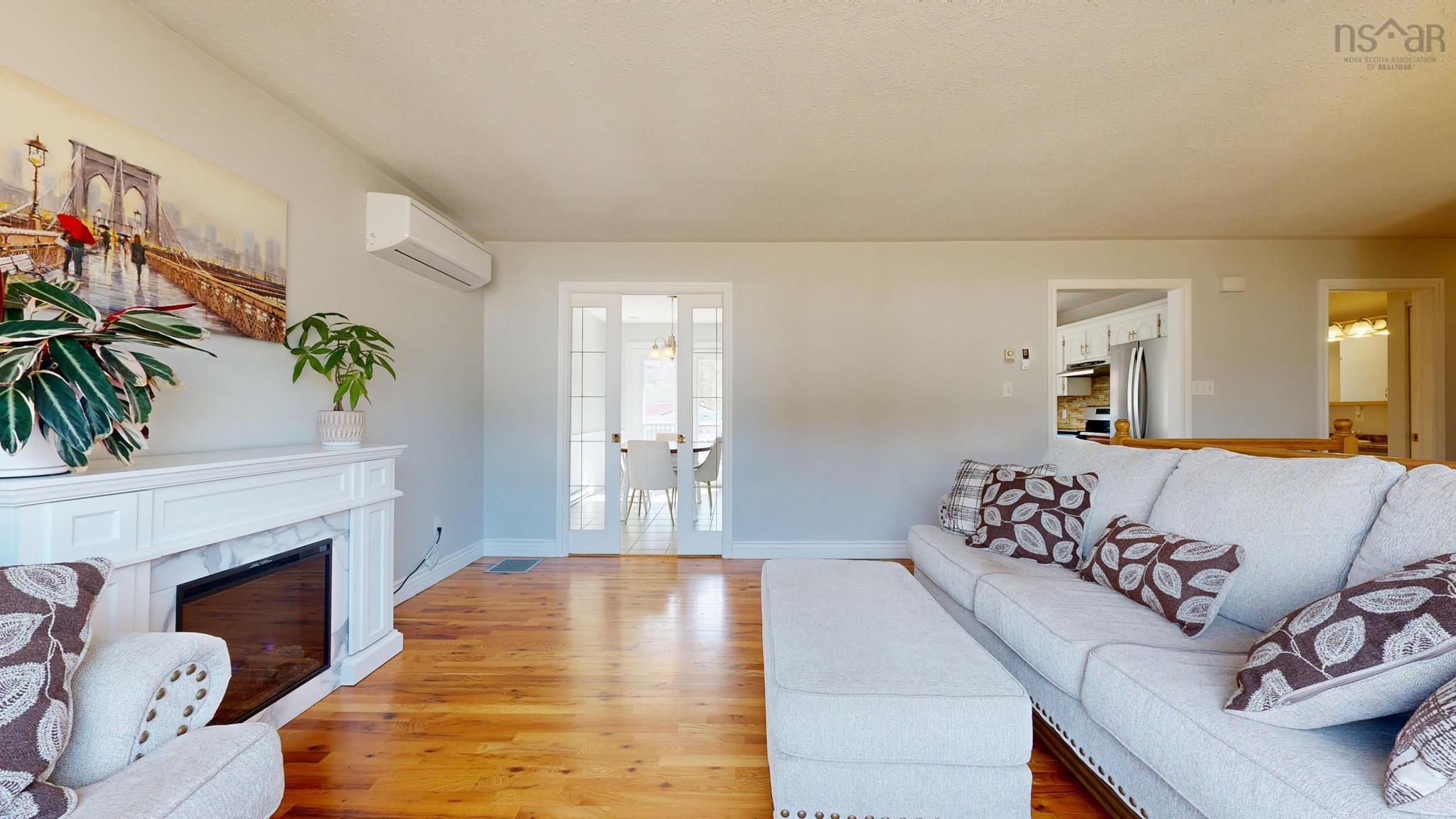 $535,000.00: 31 Brittany Avenue, Greenwood
