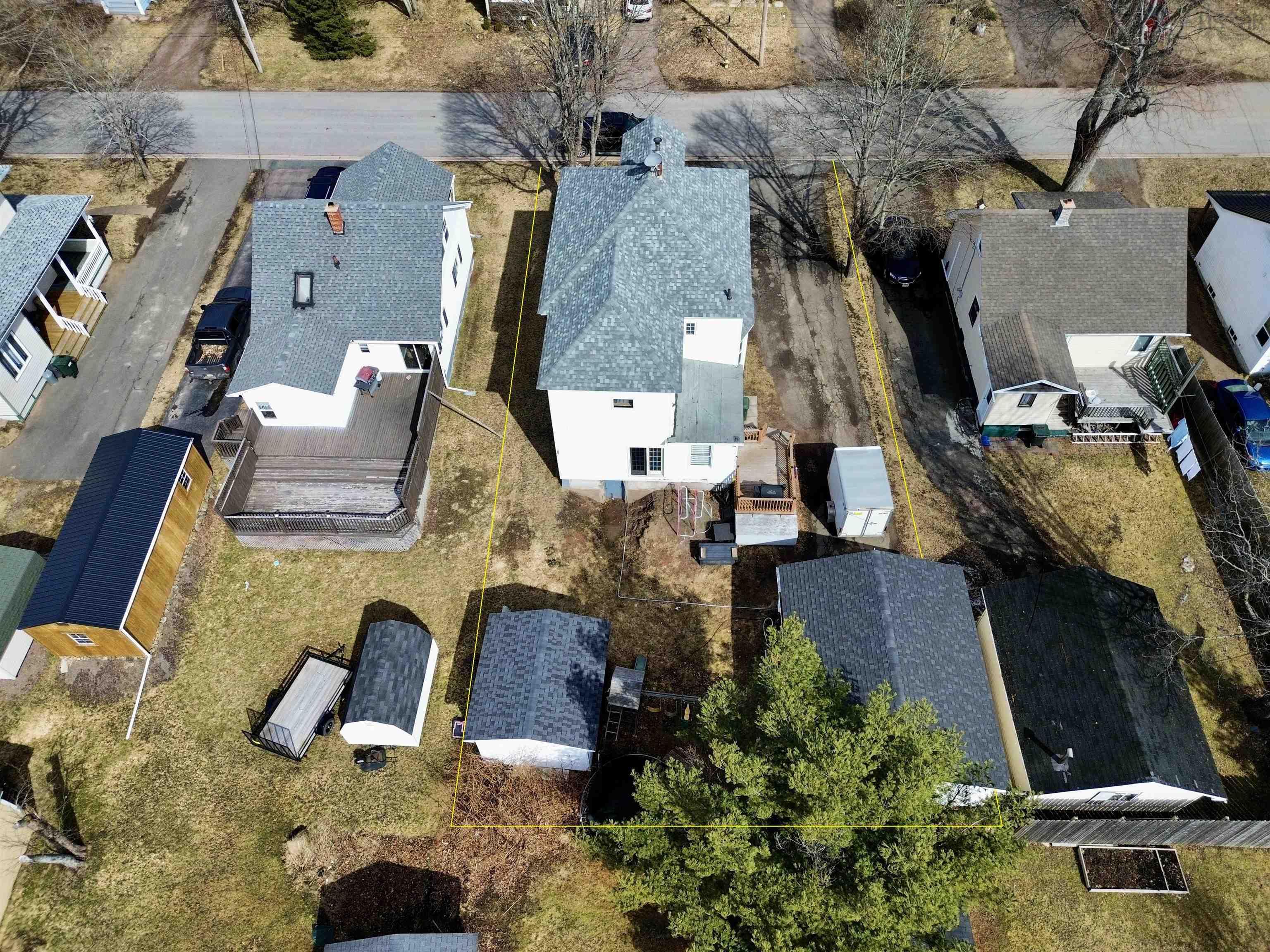$279,900.00: 6 Haliburton Street, Amherst