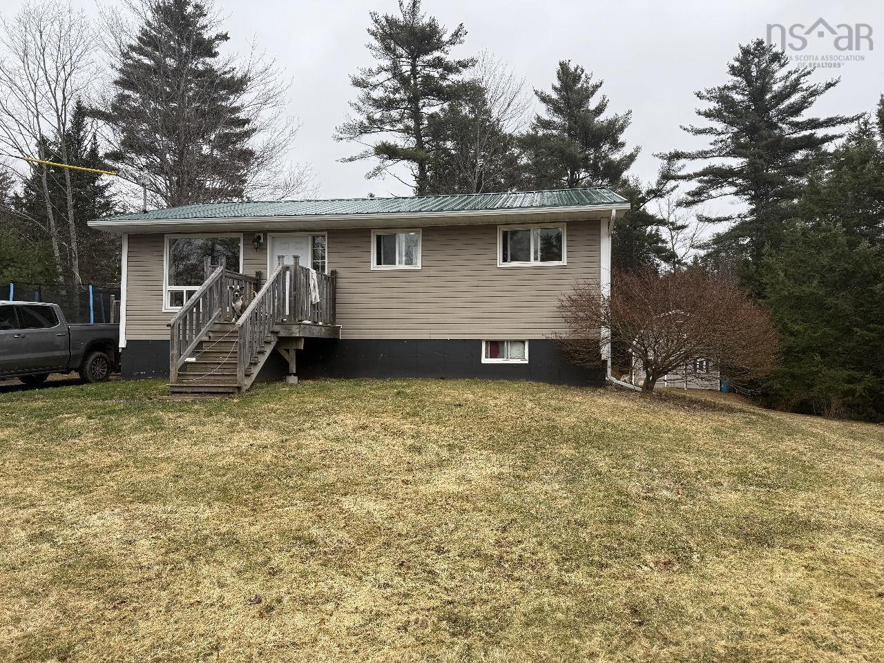 $349,900.00: 19 Whispering Pines Lane, Pine Grove