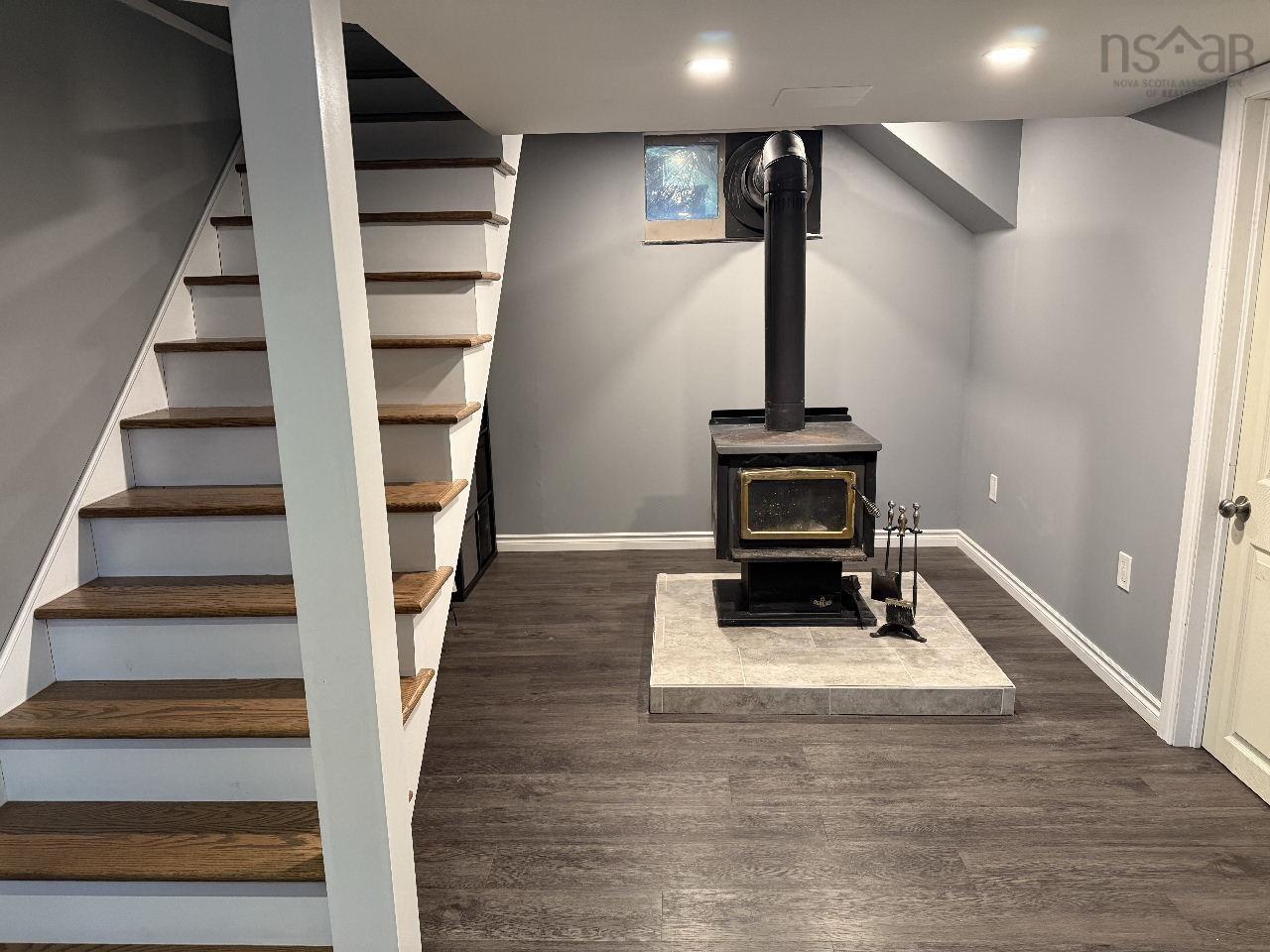 $349,900.00: 19 Whispering Pines Lane, Pine Grove