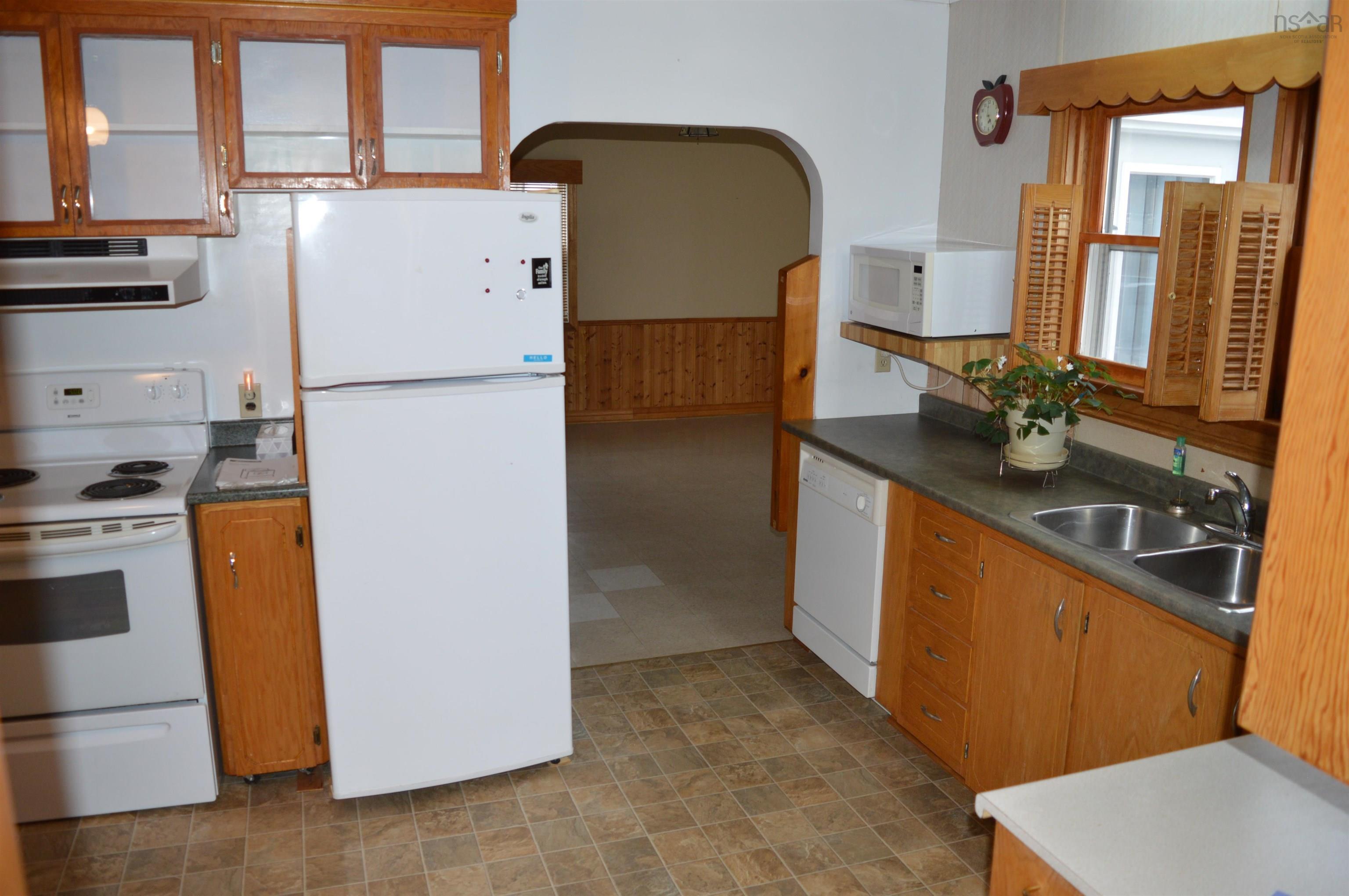 $259,900.00: 25 Old South River Road, Greenwold