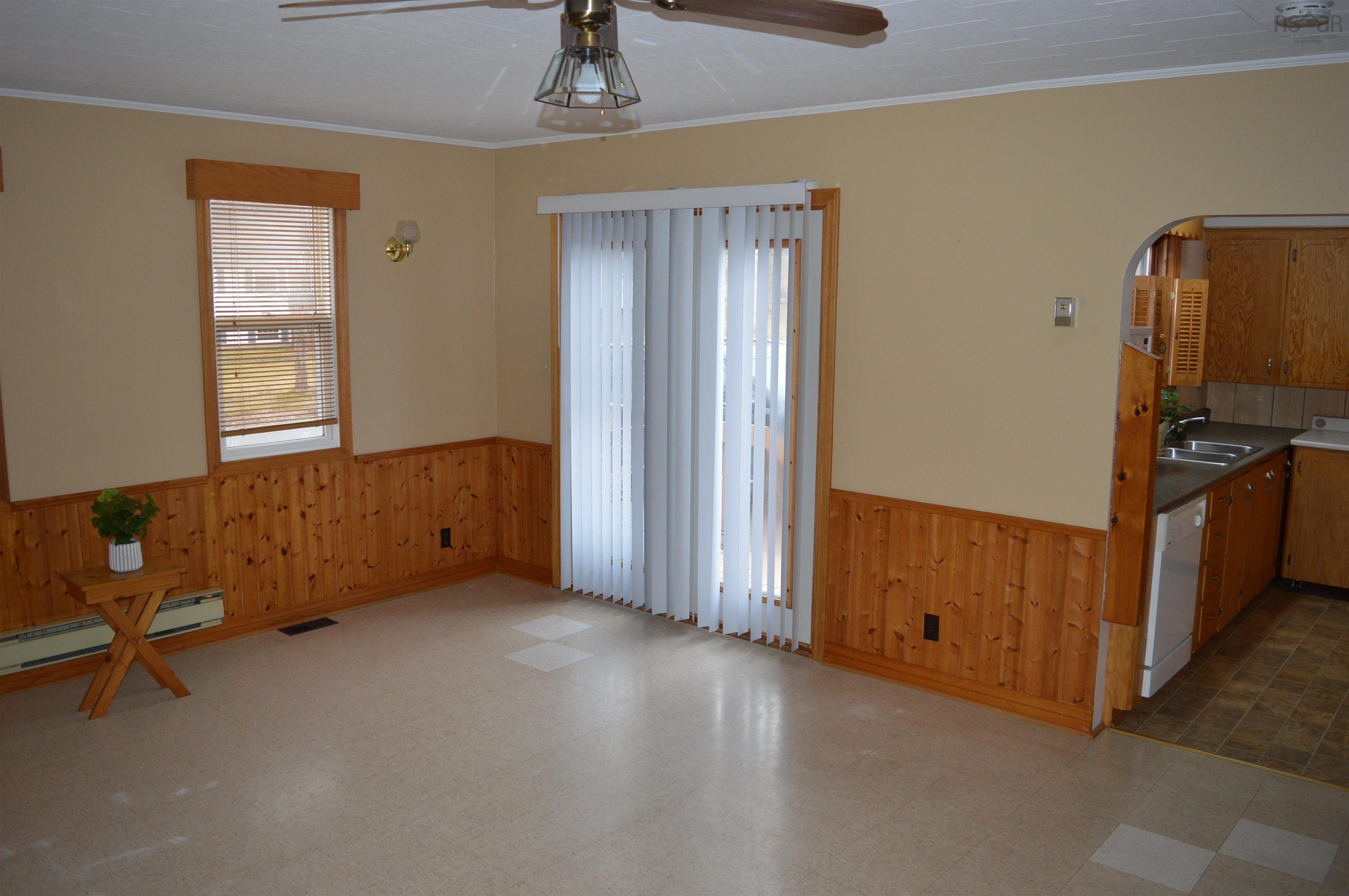 $259,900.00: 25 Old South River Road, Greenwold