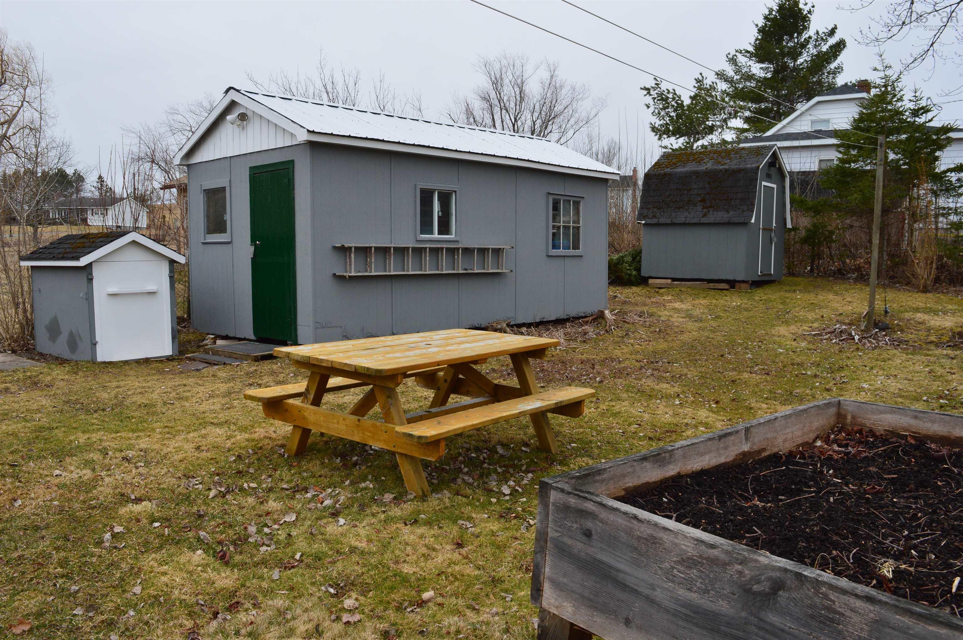 $259,900.00: 25 Old South River Road, Greenwold