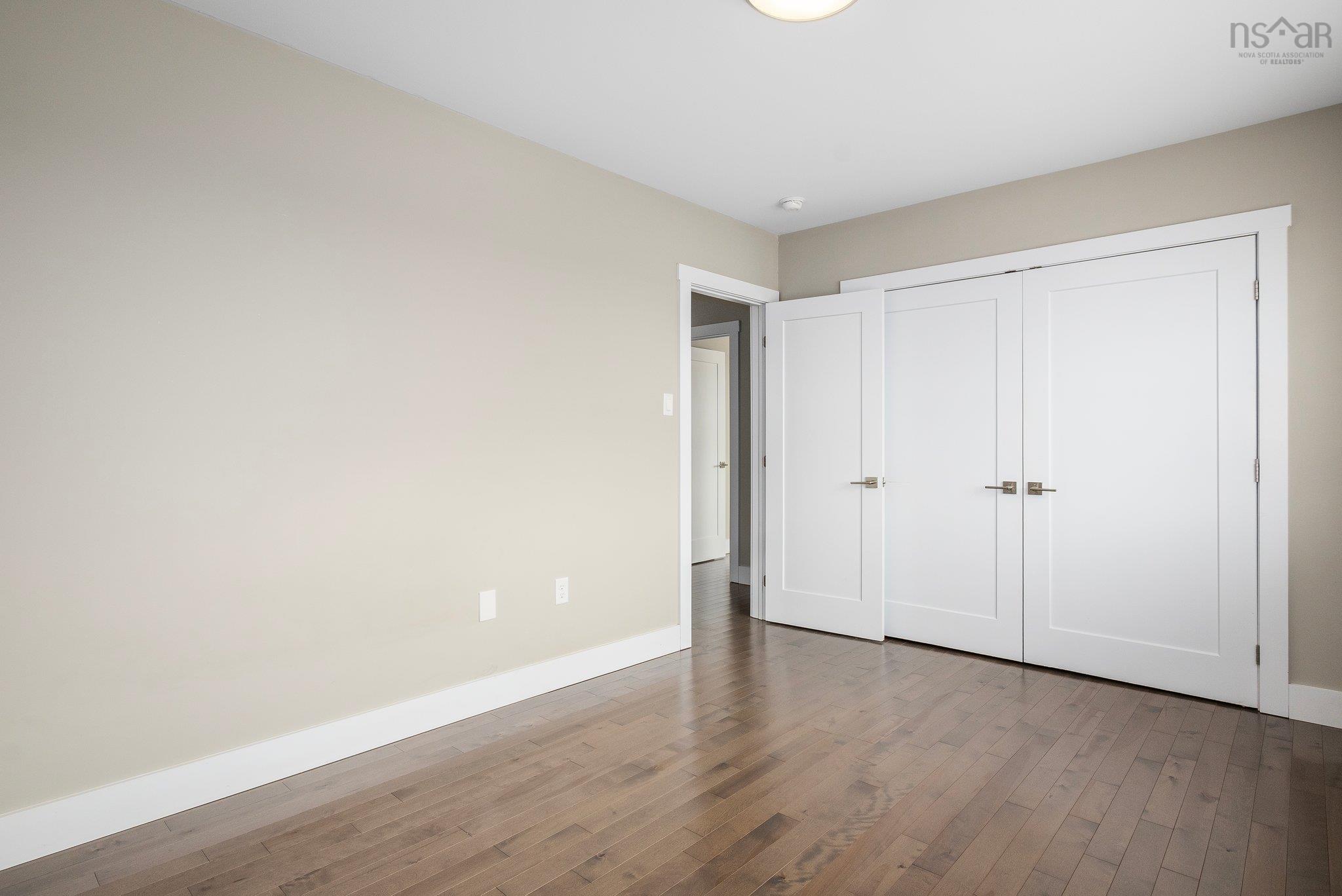 $939,900.00: 522 Astral Drive, Colby South