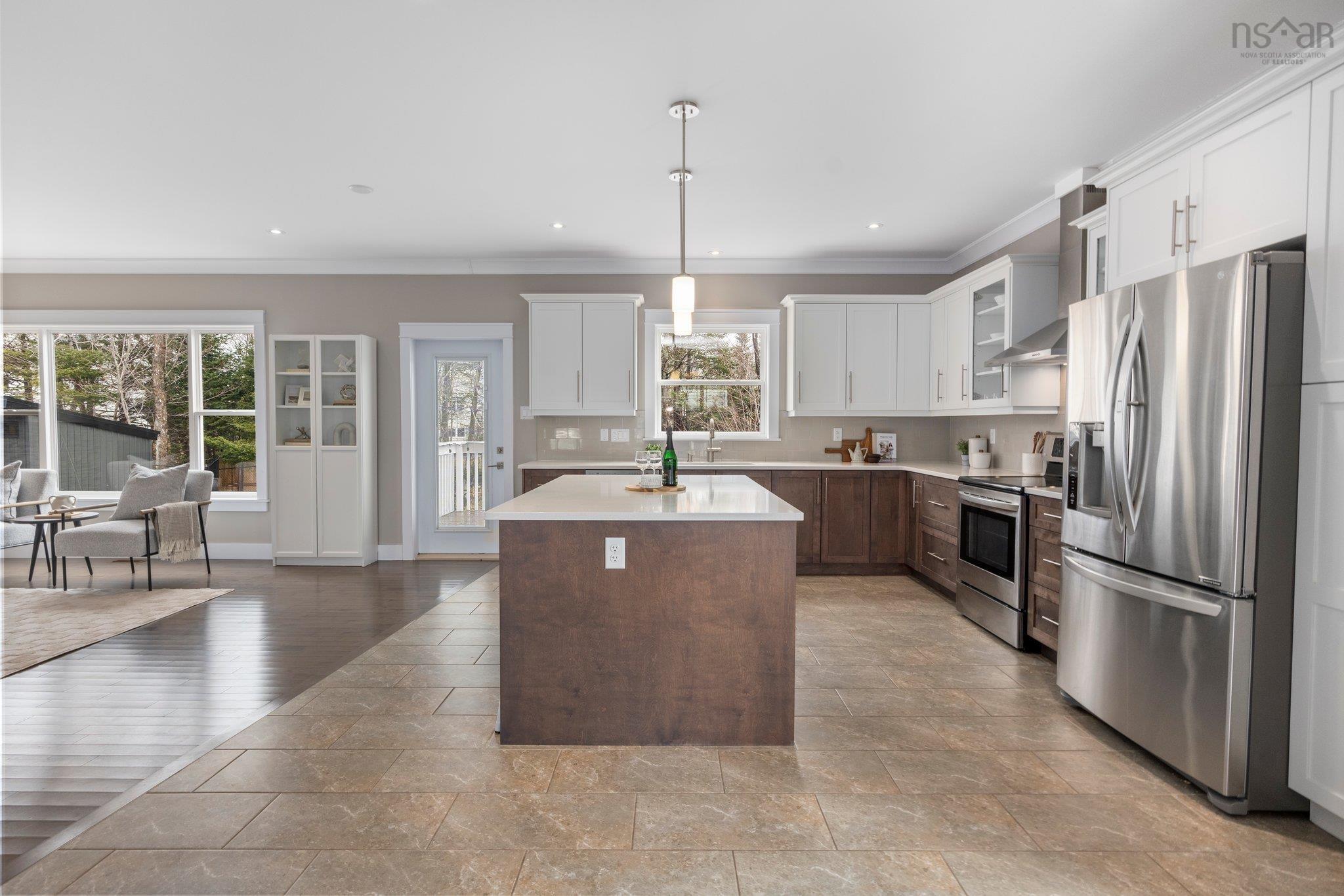 $939,900.00: 522 Astral Drive, Colby South