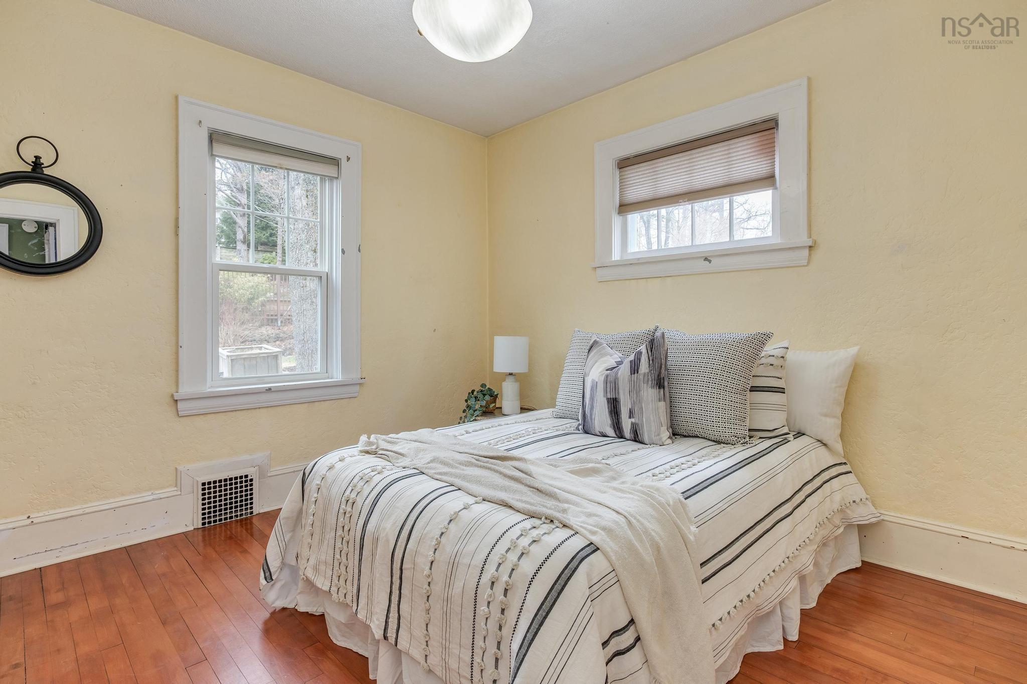 $699,000.00: 87 Crichton Avenue, Dartmouth