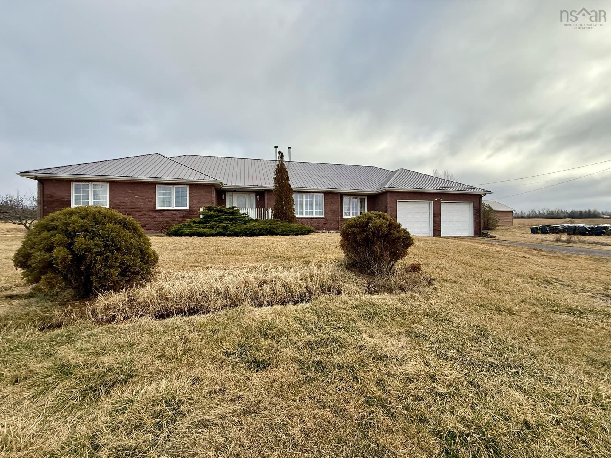 $664,900.00: 2984 Highway 307, Wallace Station