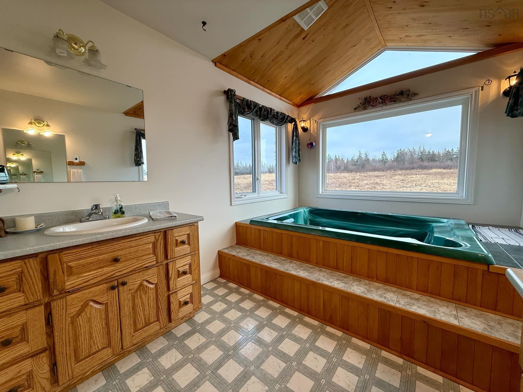 $664,900.00: 2984 Highway 307, Wallace Station
