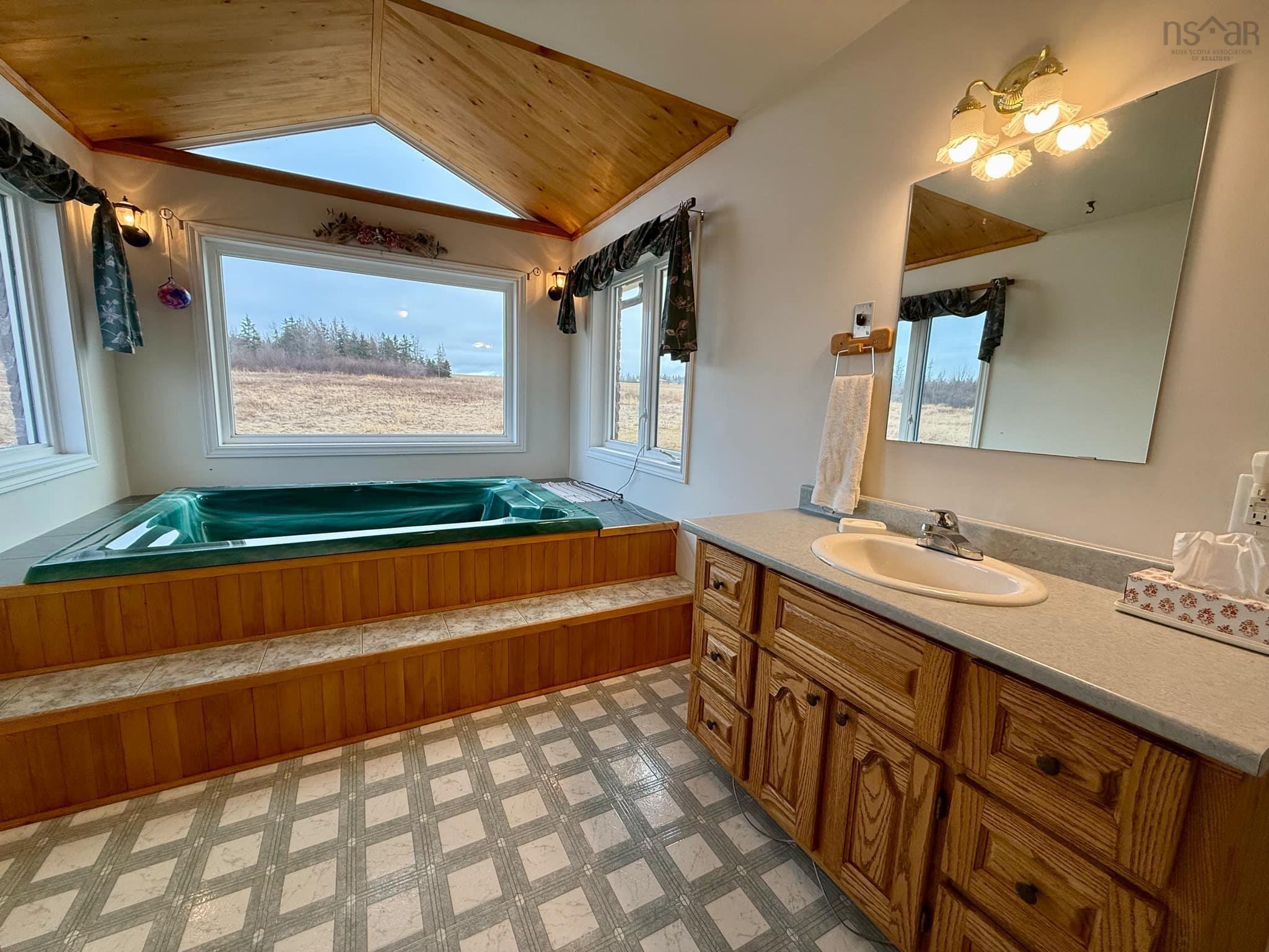 $664,900.00: 2984 Highway 307, Wallace Station