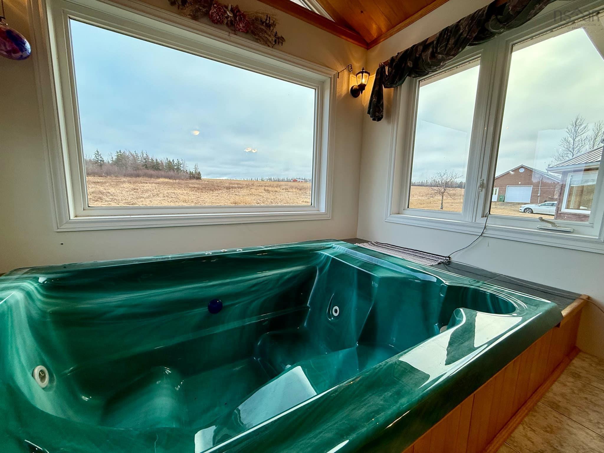 $664,900.00: 2984 Highway 307, Wallace Station
