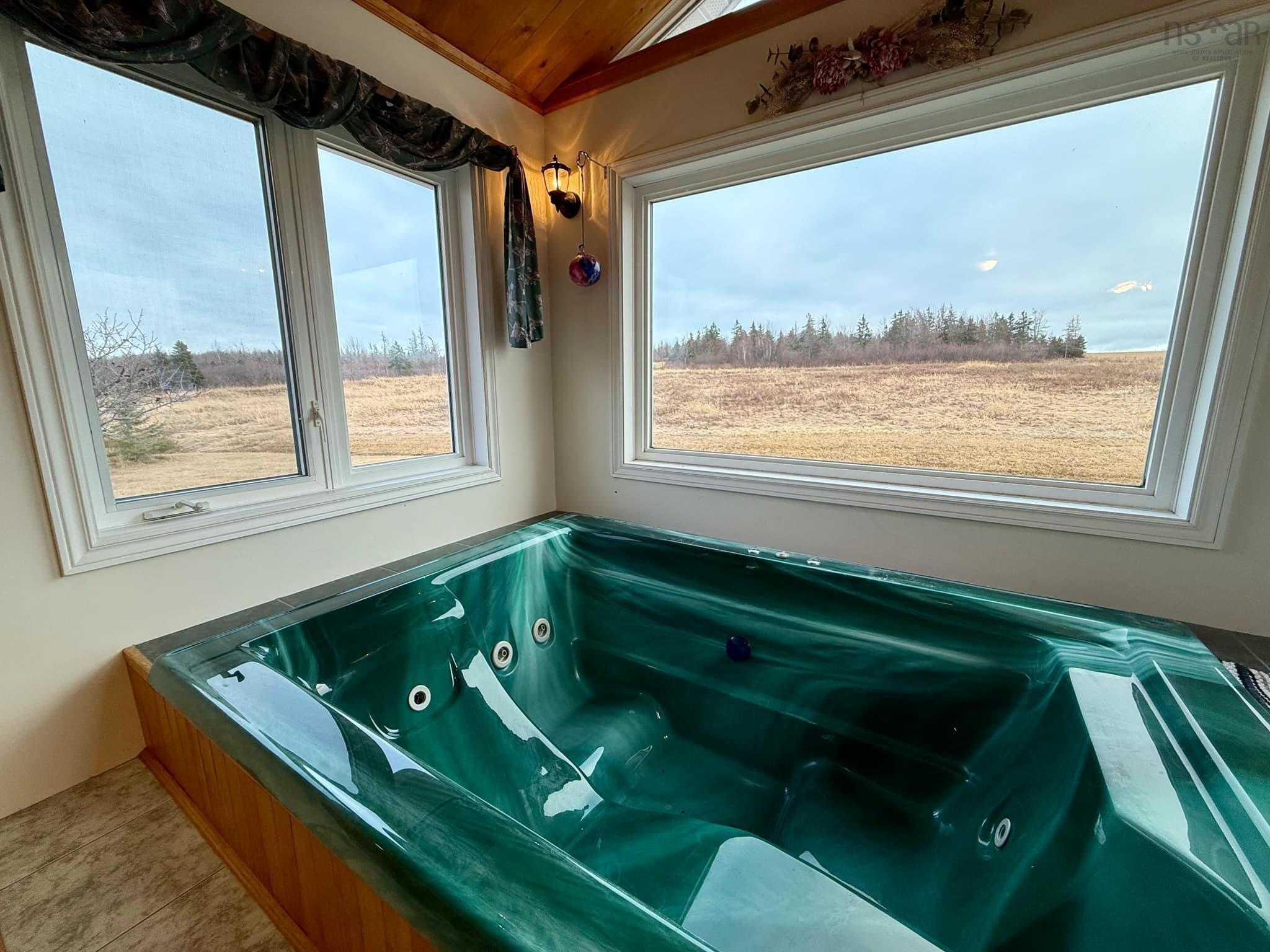 $664,900.00: 2984 Highway 307, Wallace Station