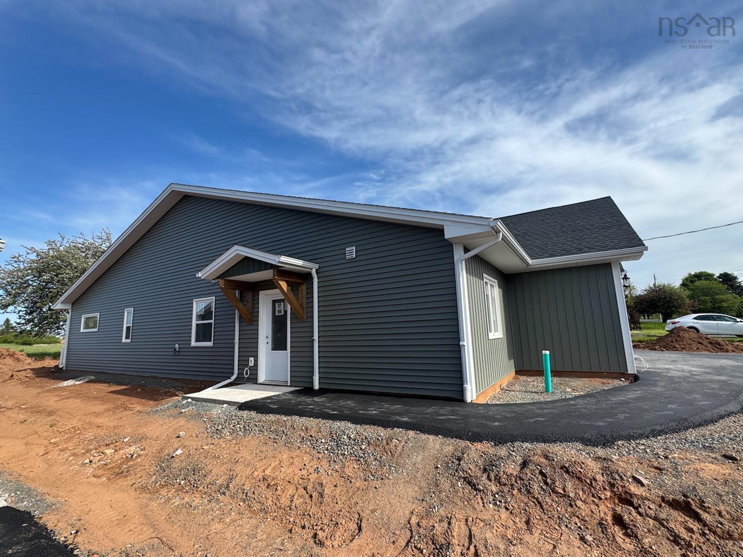 $410,000.00: 87 KENT Road, Lower Truro