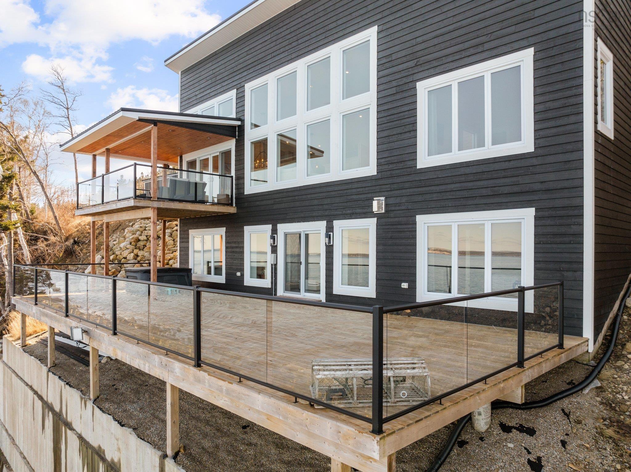 $1,299,000.00: 1907 329 Highway, The Lodge