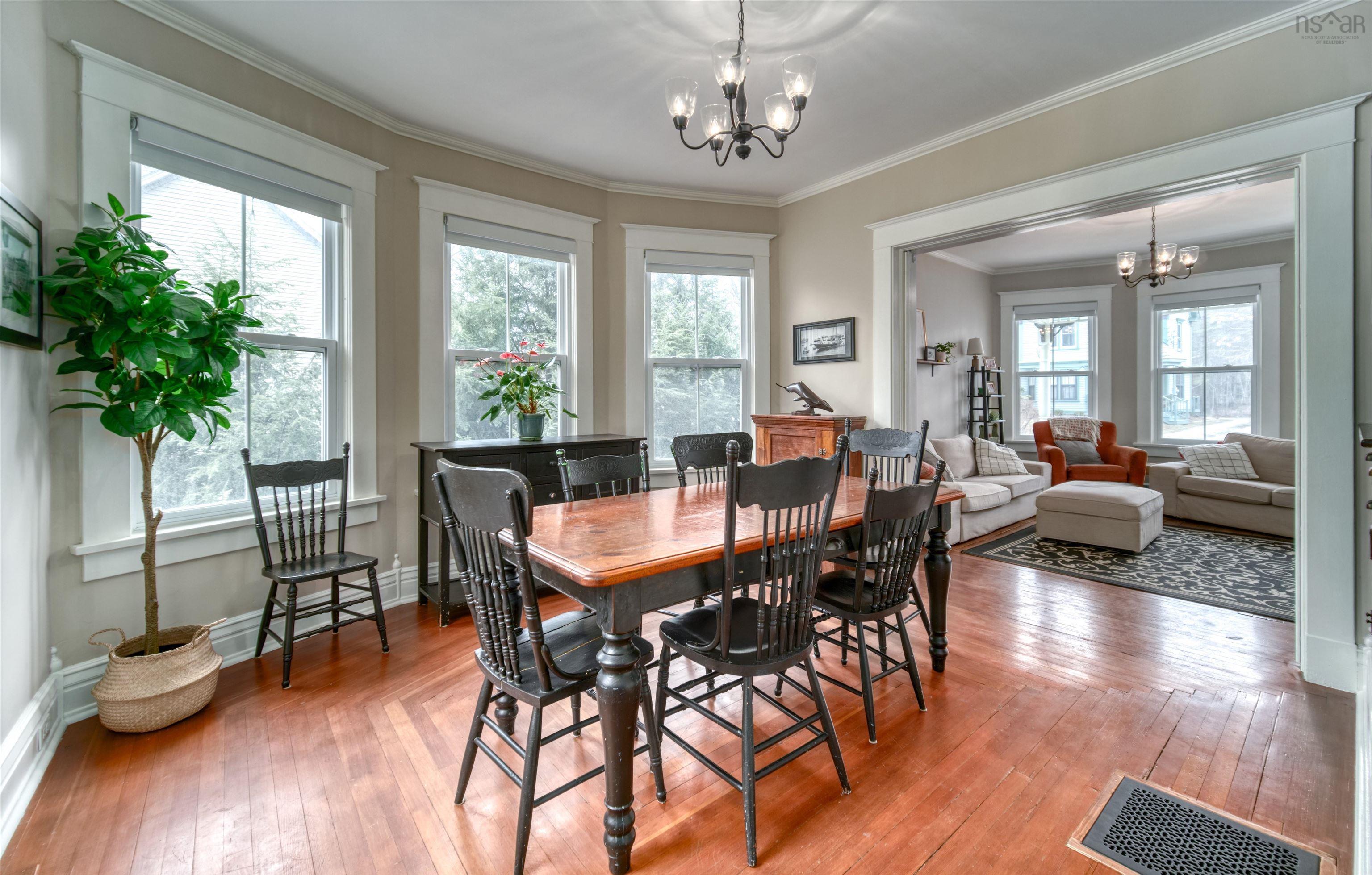 $798,000.00: 394 Main Street, Mahone Bay