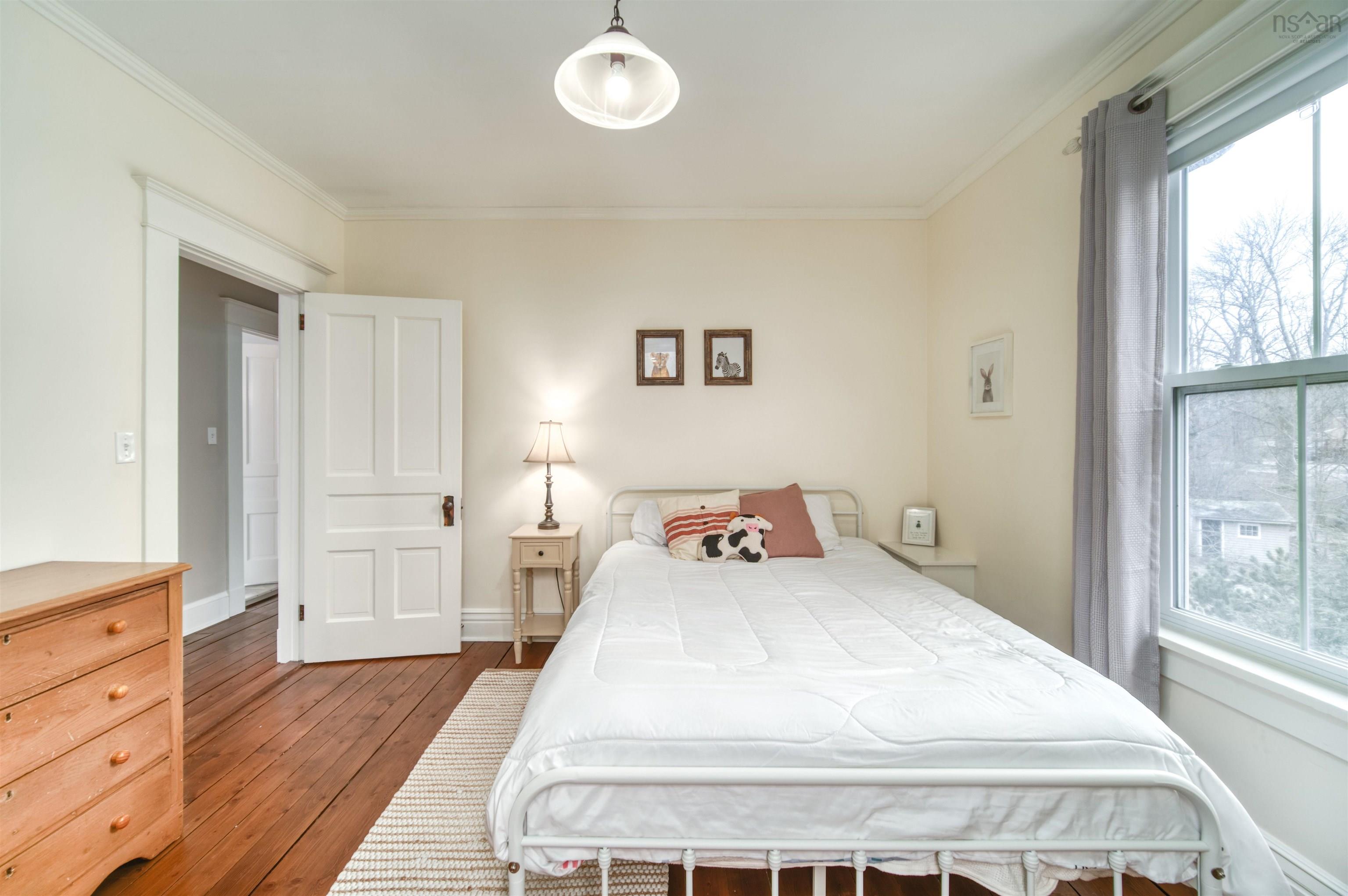 $798,000.00: 394 Main Street, Mahone Bay