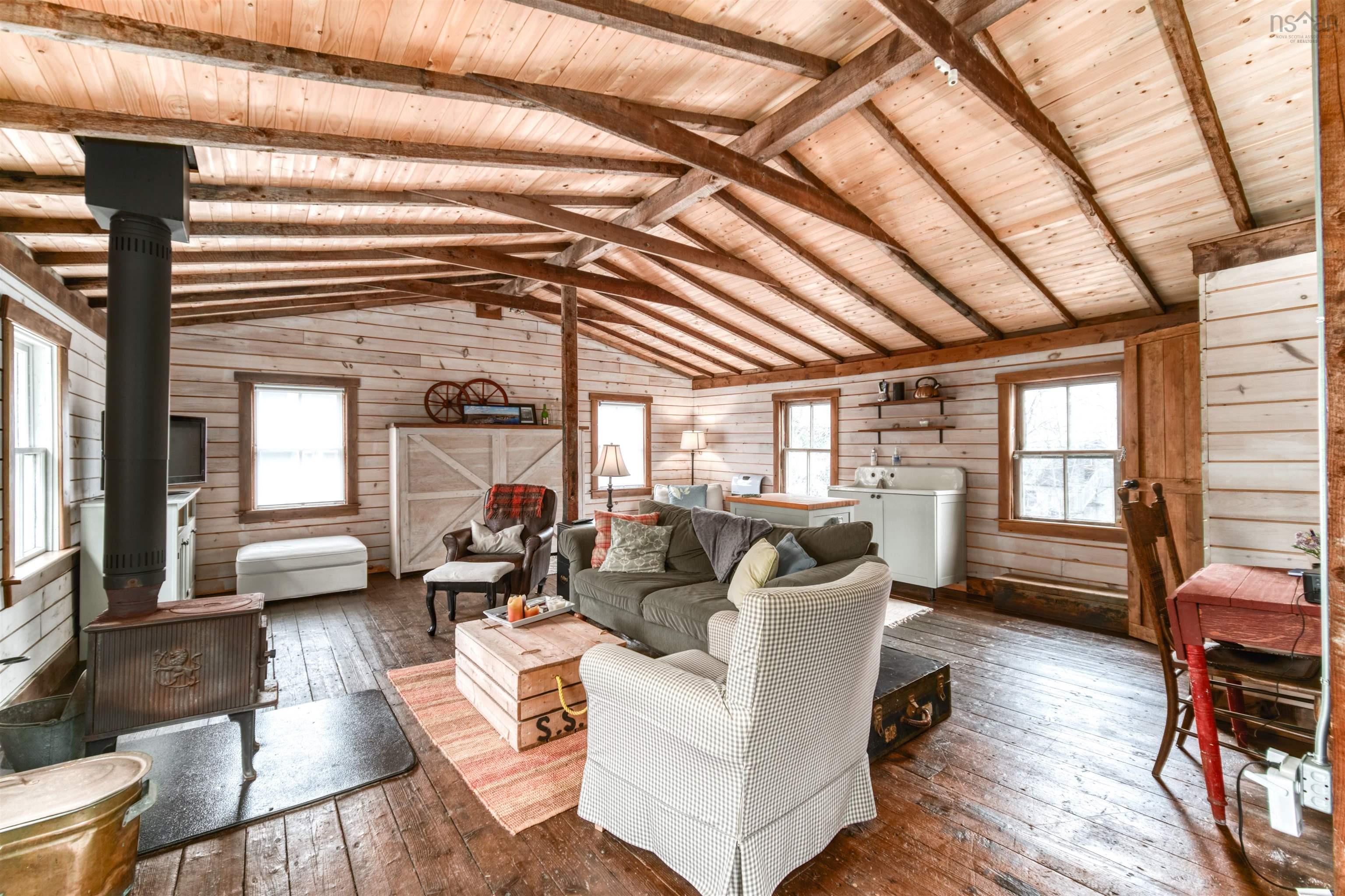 $798,000.00: 394 Main Street, Mahone Bay