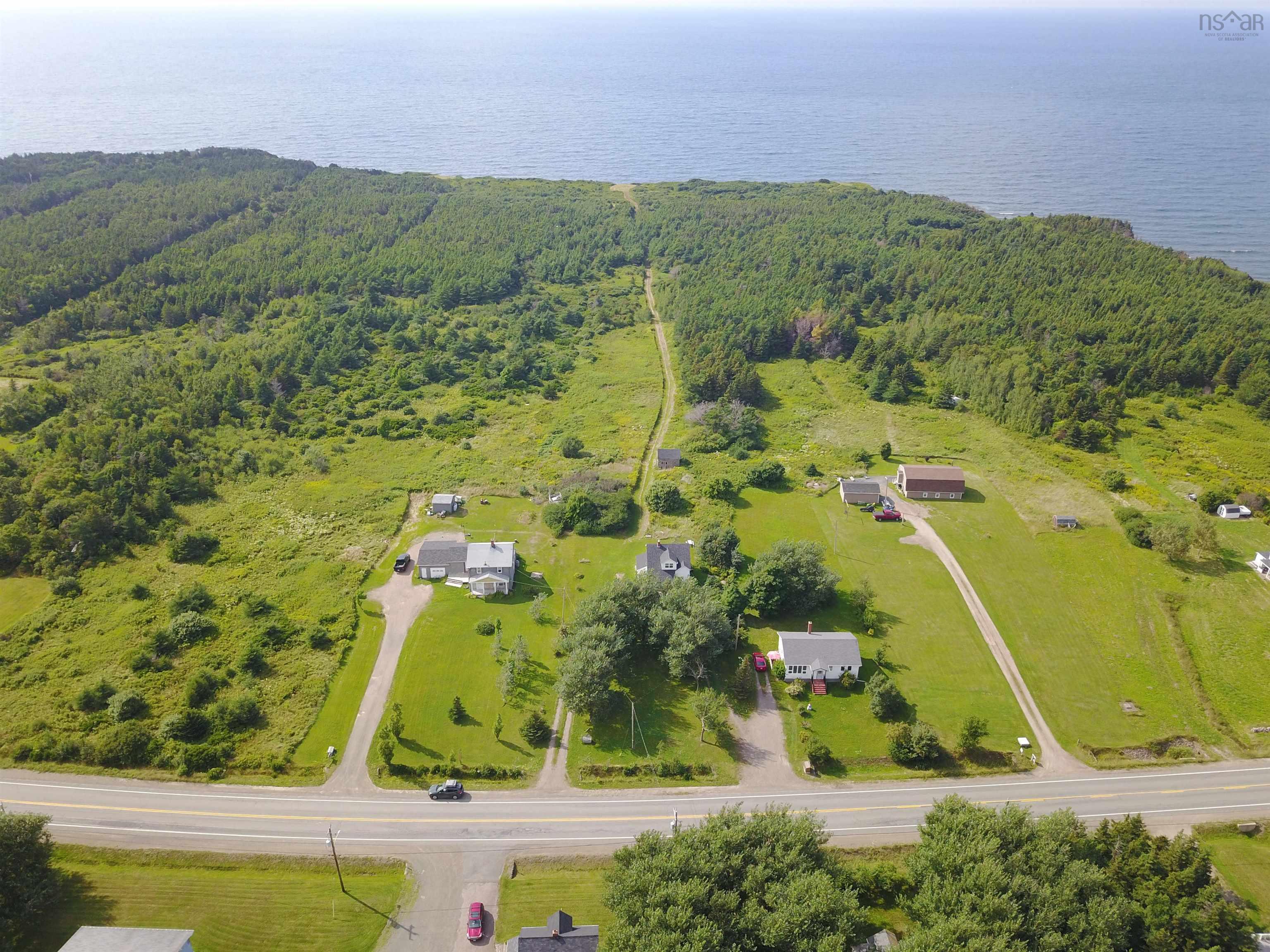 $299,000.00: 12723 Cabot Trail, Grand Étang