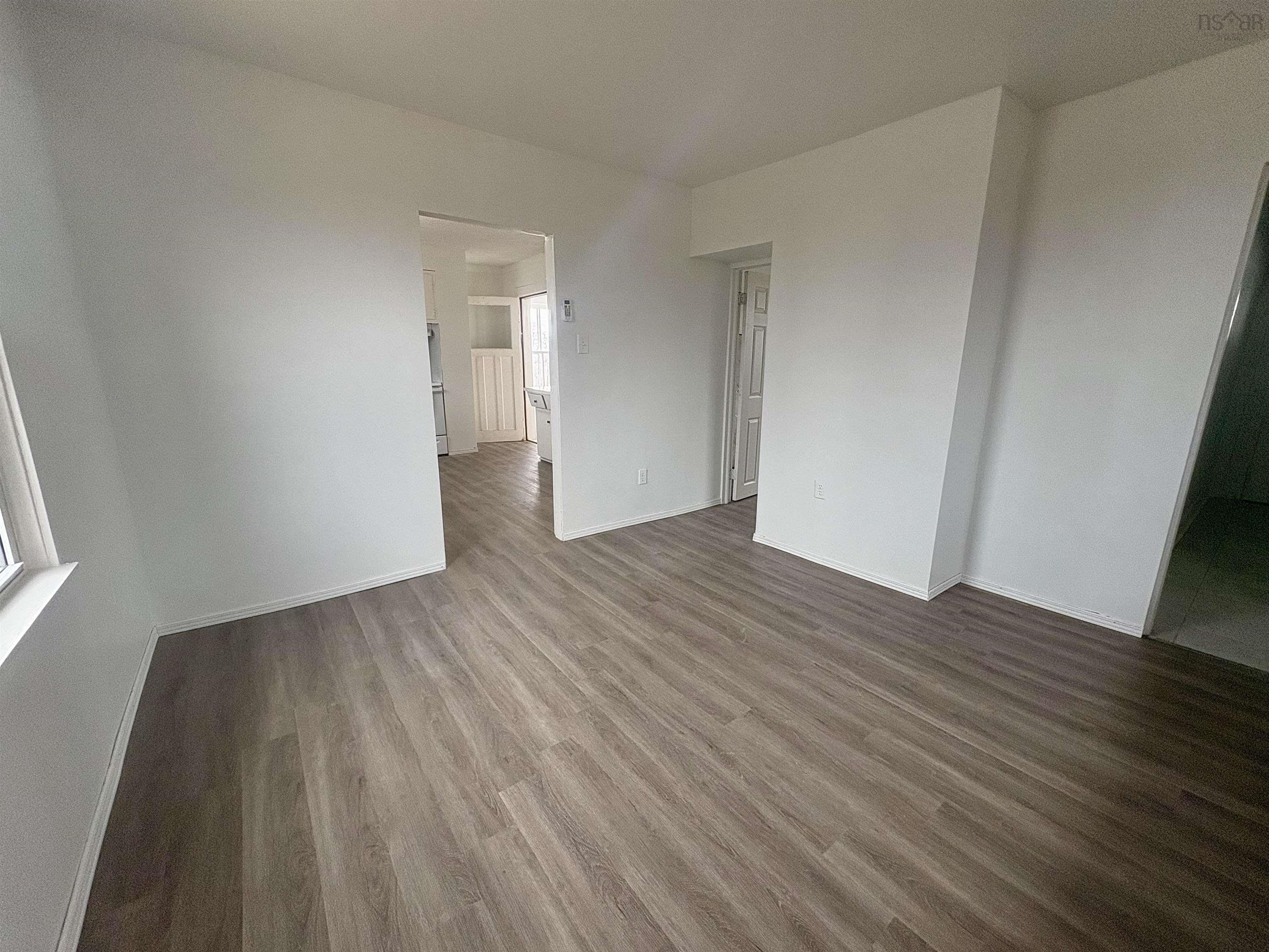 $185,000.00: 818 Donkin Highway, Donkin
