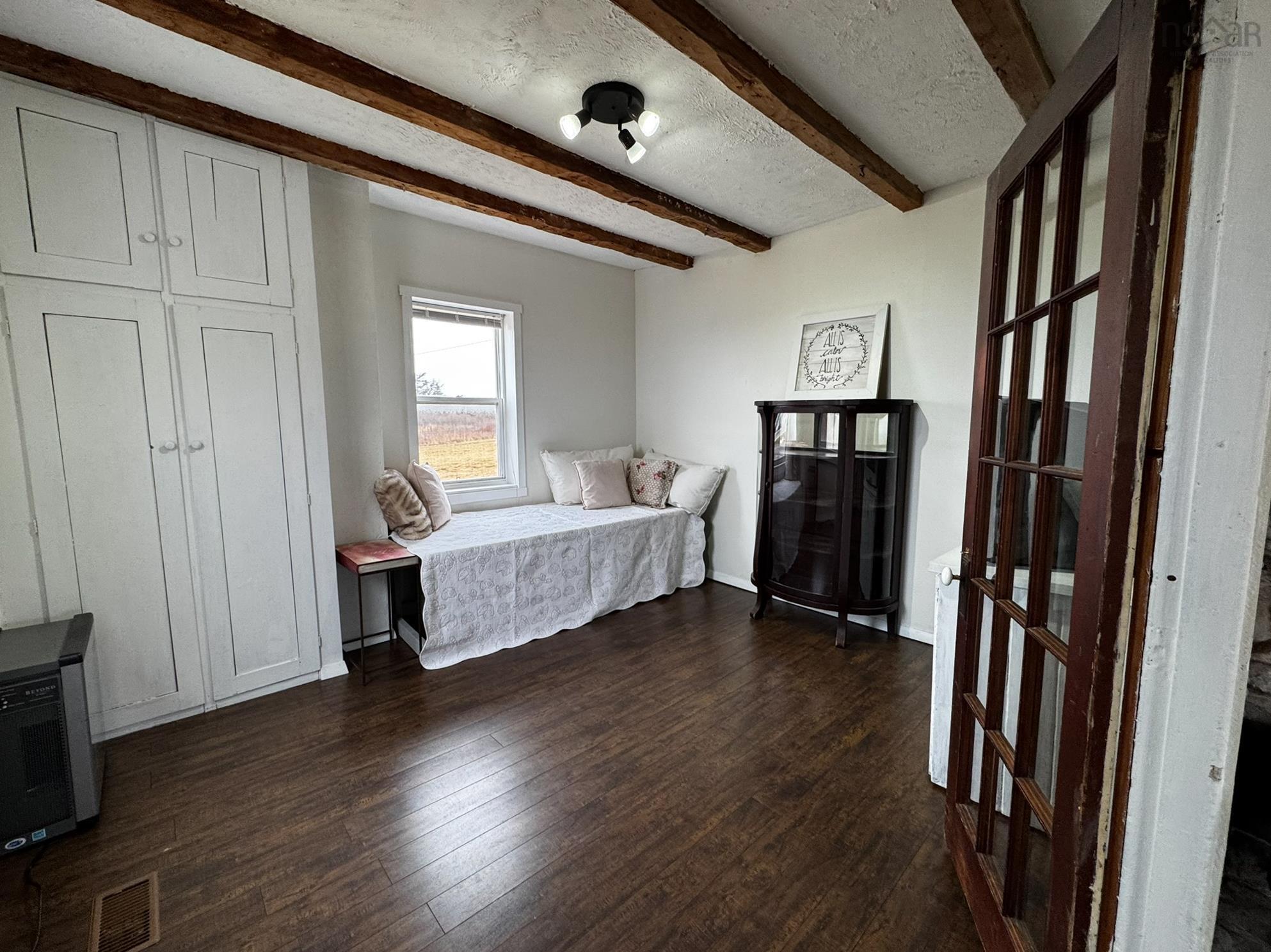 $349,900.00: 1816 Main Shore Road, Yarmouth