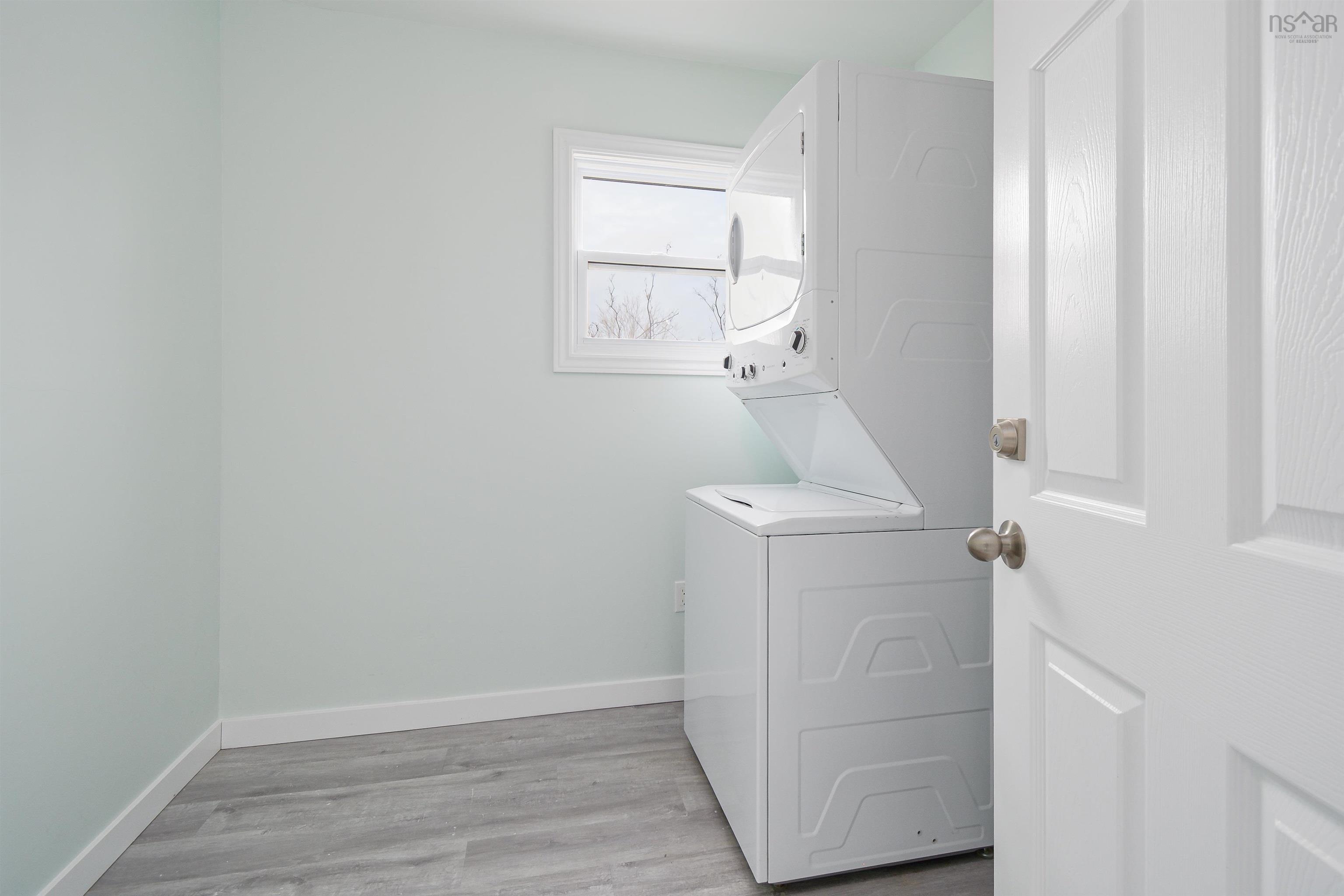 $215,000.00: 83 BORDEN Street, Glace Bay