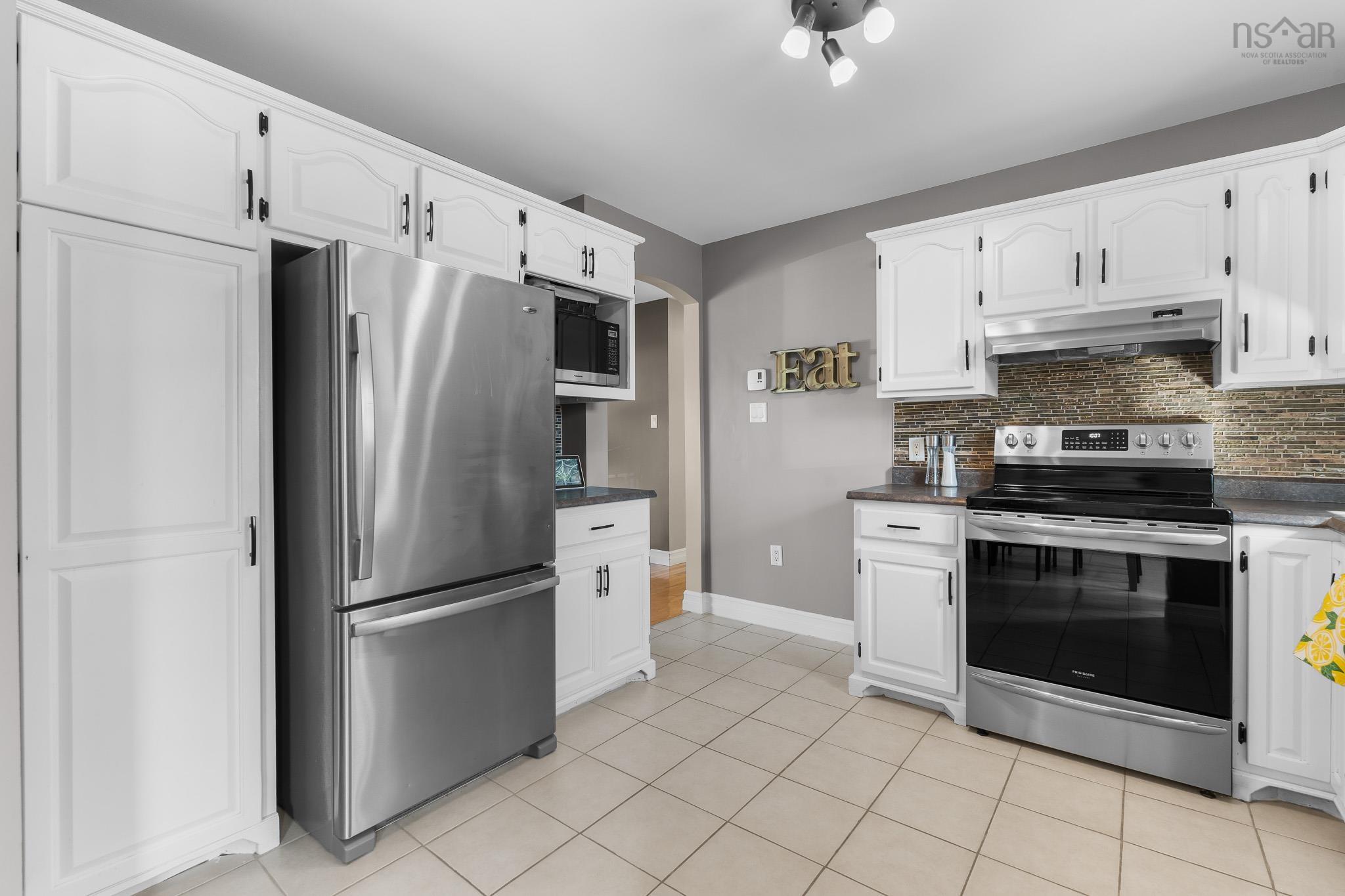 $549,900.00: 199 Sunnyvale Crescent, Lower Sackville
