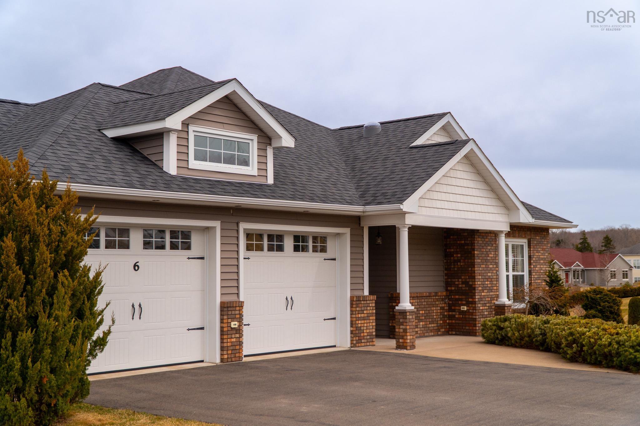 $689,900.00: 6 Finch Court, Canaan